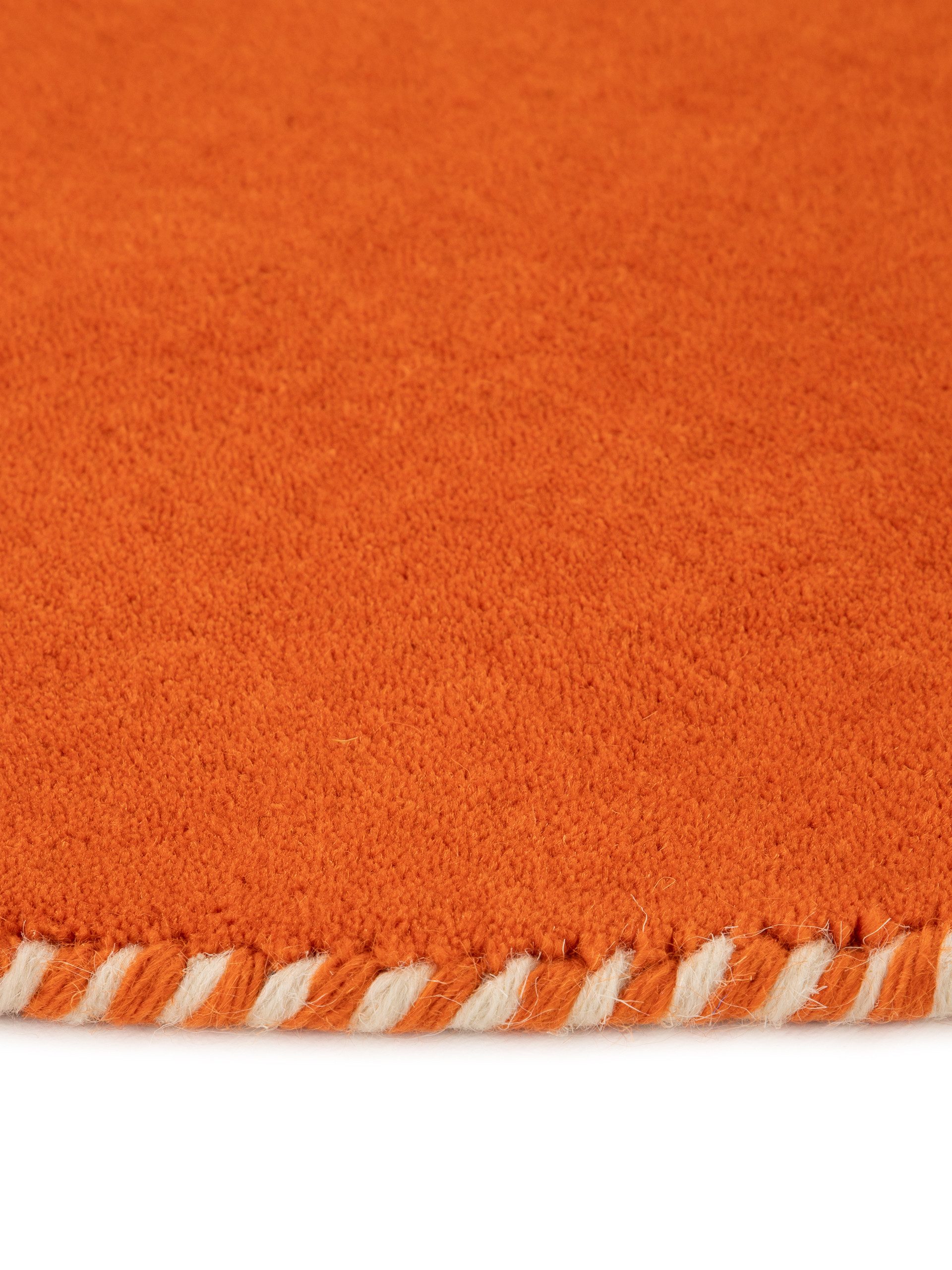 carpetfine Wollen kleed Gabbeh Lola Uni met natuurlijk plantaardig materiaal handgeweven, ook als loper