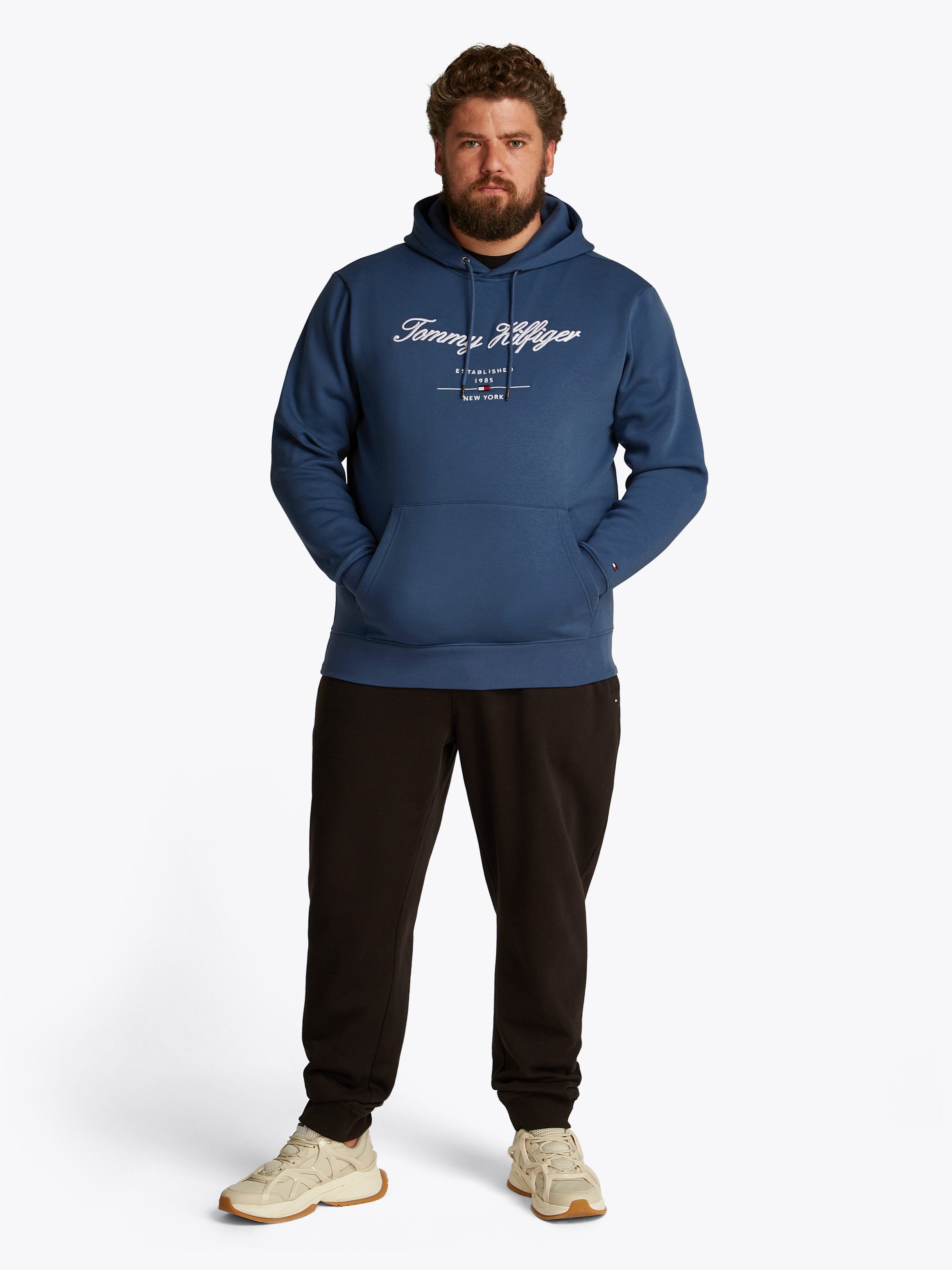Tommy Hilfiger Sweatshirt BT-SCRIPT LOGO HOODY-B in grote maten, logoborduring