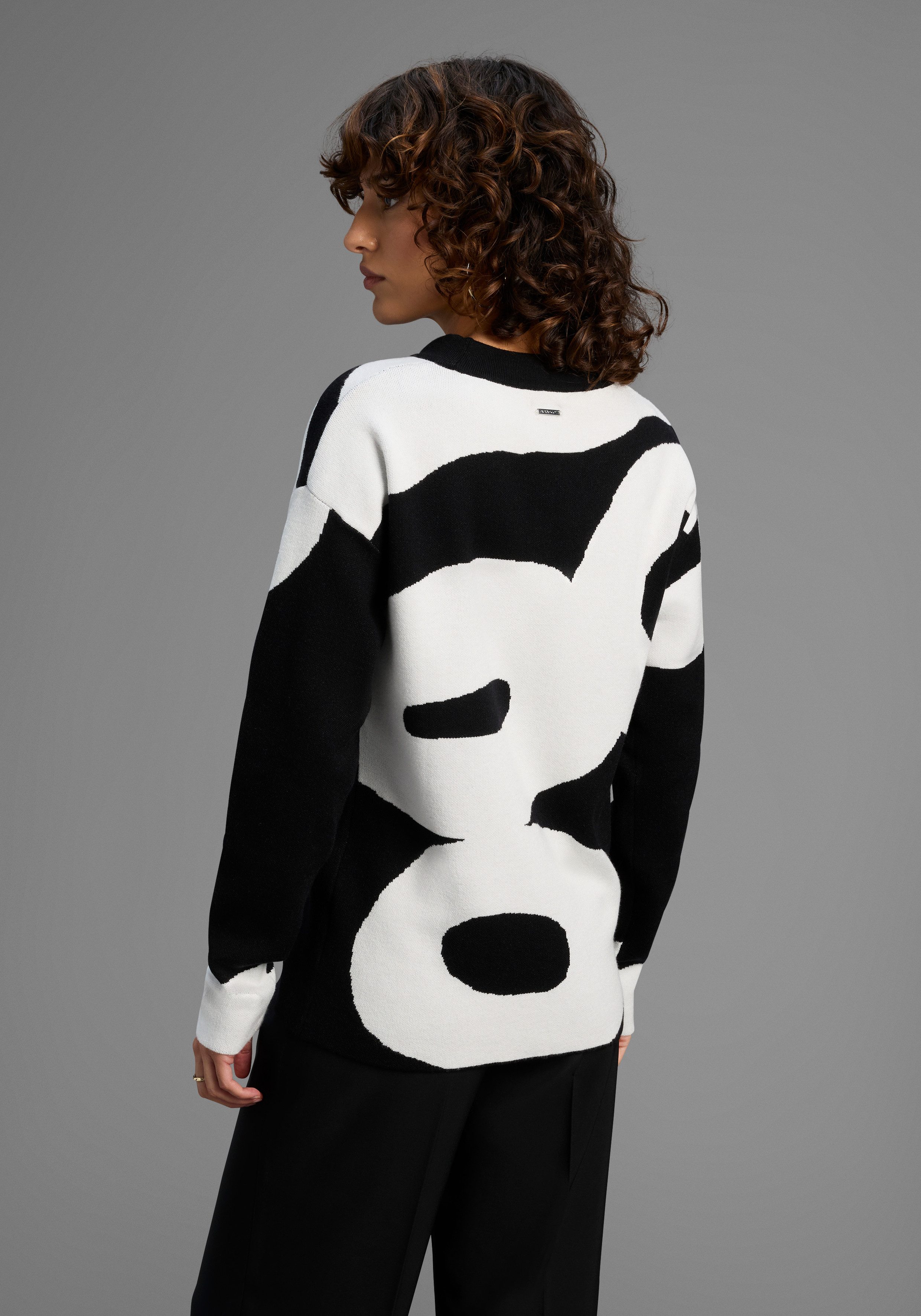 Laura Scott Jacquardtrui zacht winterbreisel met patroon en strikbanden - nieuwe collectie