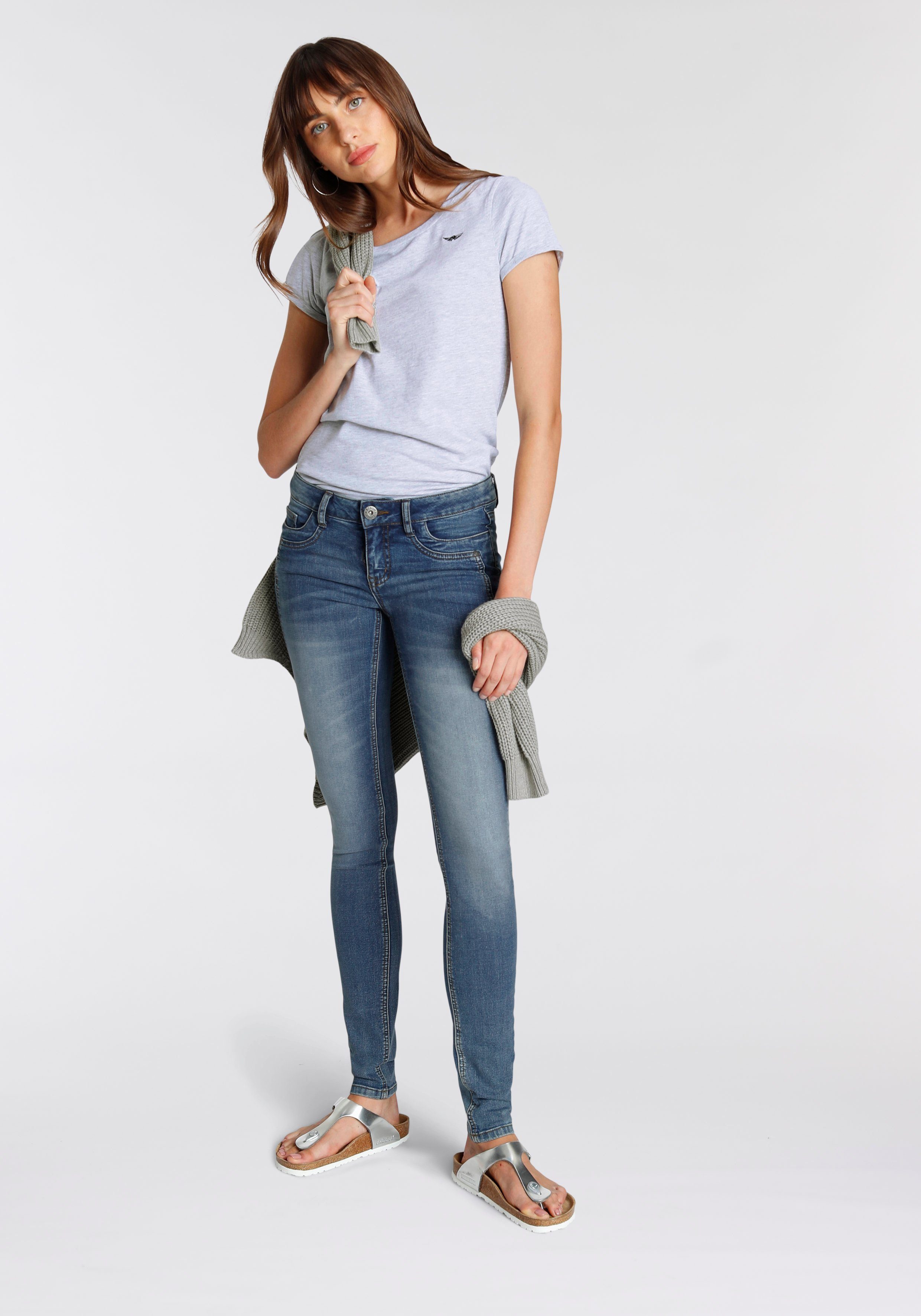 Arizona Skinny fit jeans Met geren extra-strakke been snit, lage taille