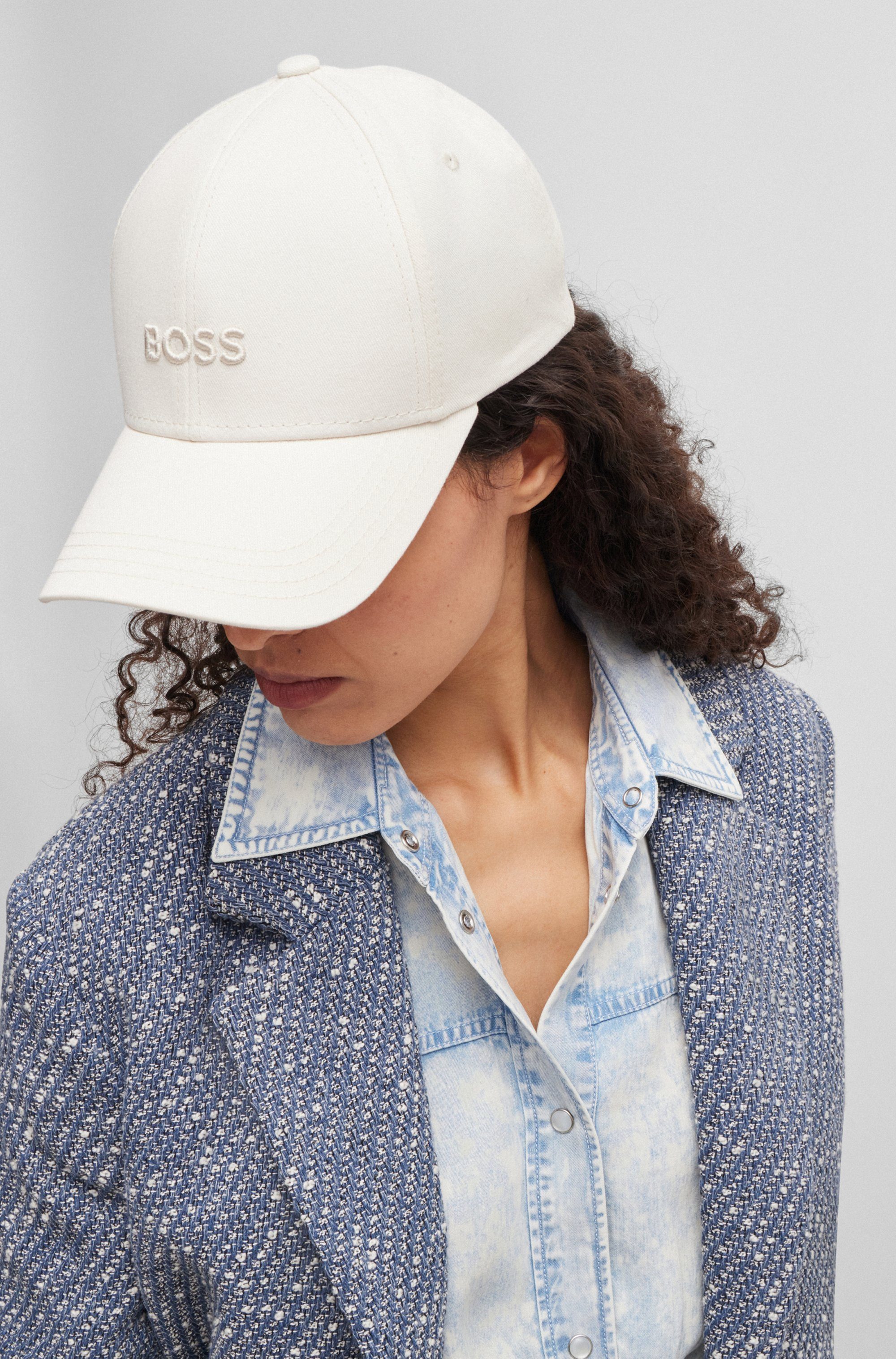 Boss Baseball pet Ari met boss logo borduursel in dezelfde kleur, unisex