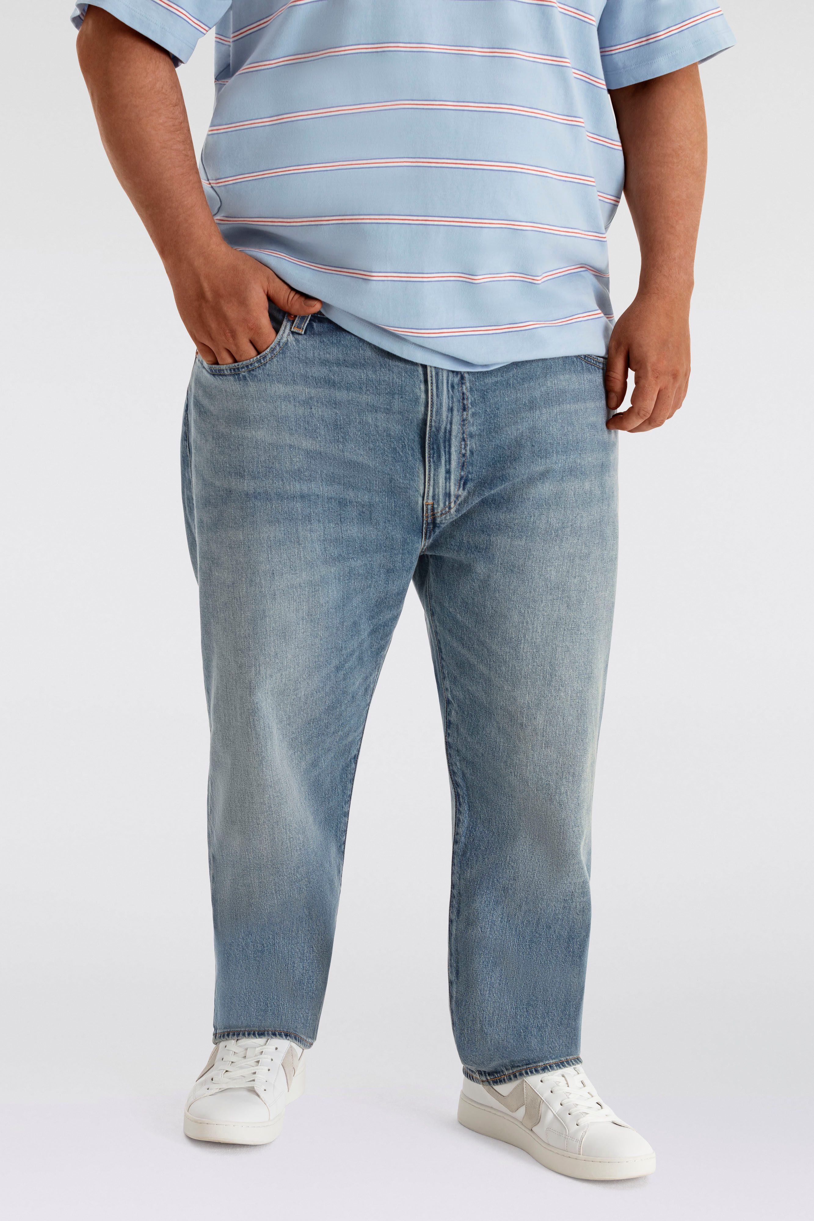 Levi's® Plus Tapered jeans 502 TAPER B&T