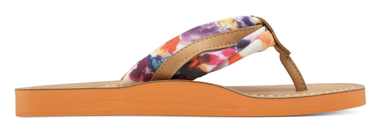 Tamaris Teenslippers Avril , zomerschoenen, flats, slippers met t-logo hanger
