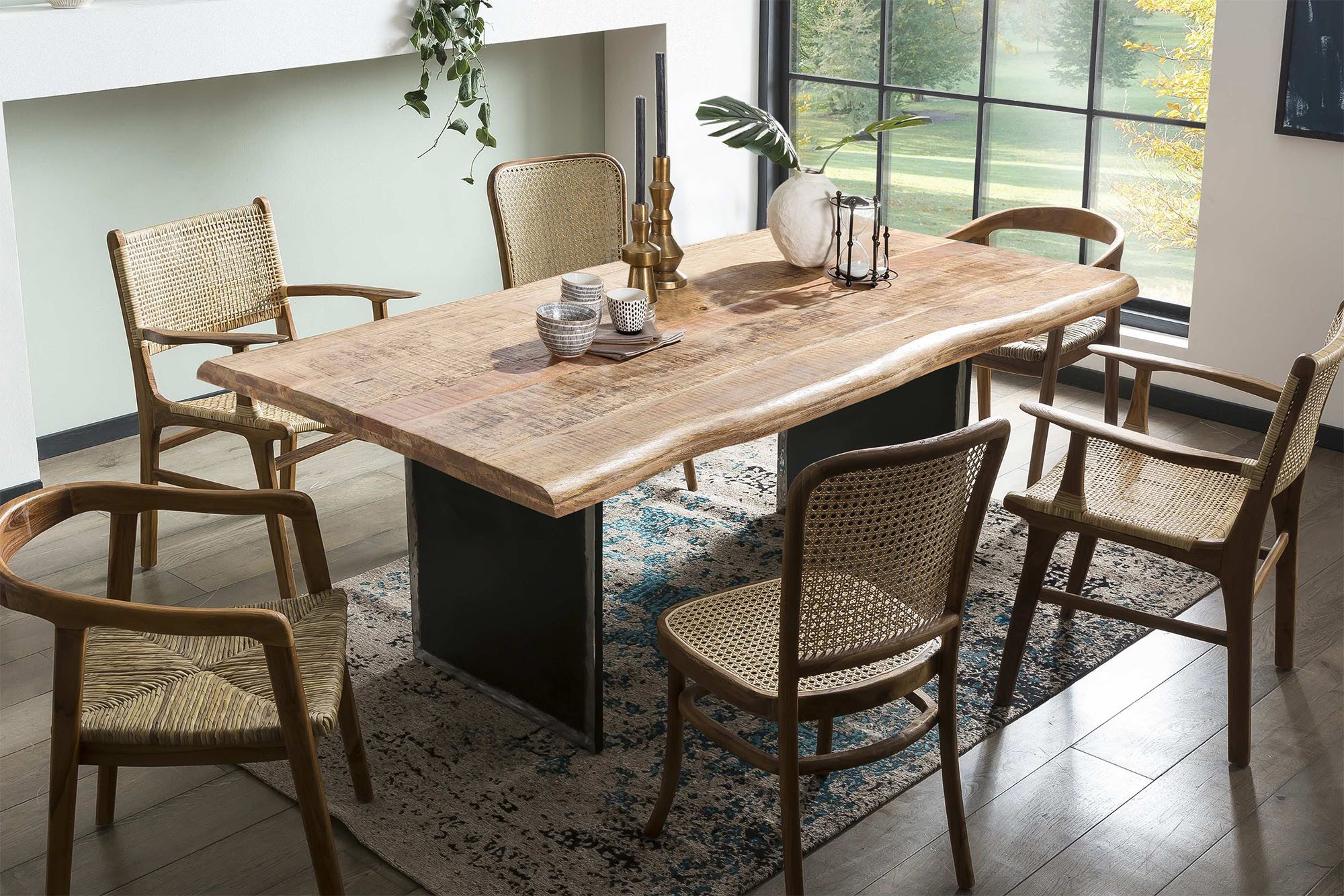 INOSIGN Tafel met hout met boomrand alsof gegroeid (1 stuk)