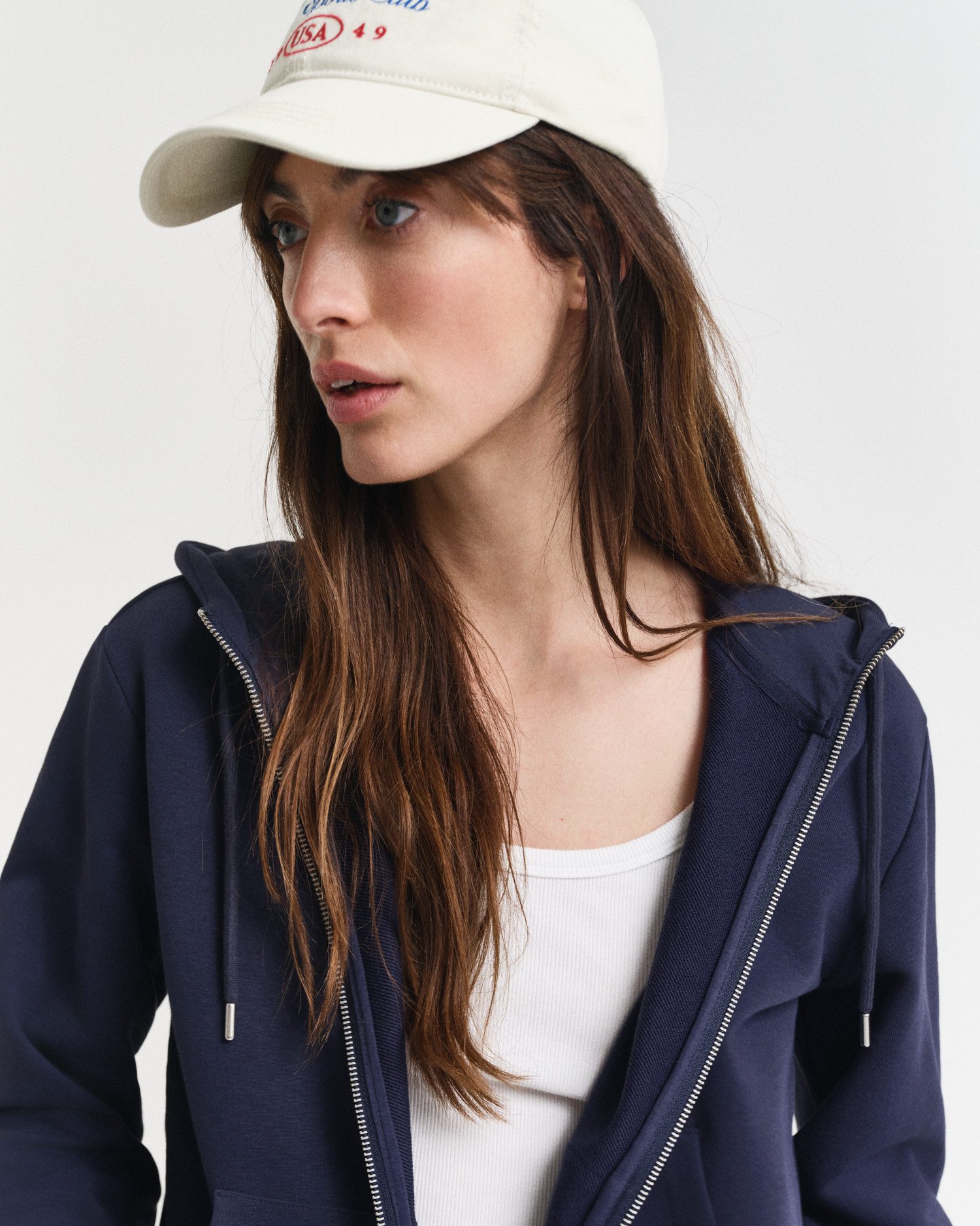 Gant Capuchonsweatvest SHIELD ZIP HOODIE Grafische GANT-borduursel op de borst