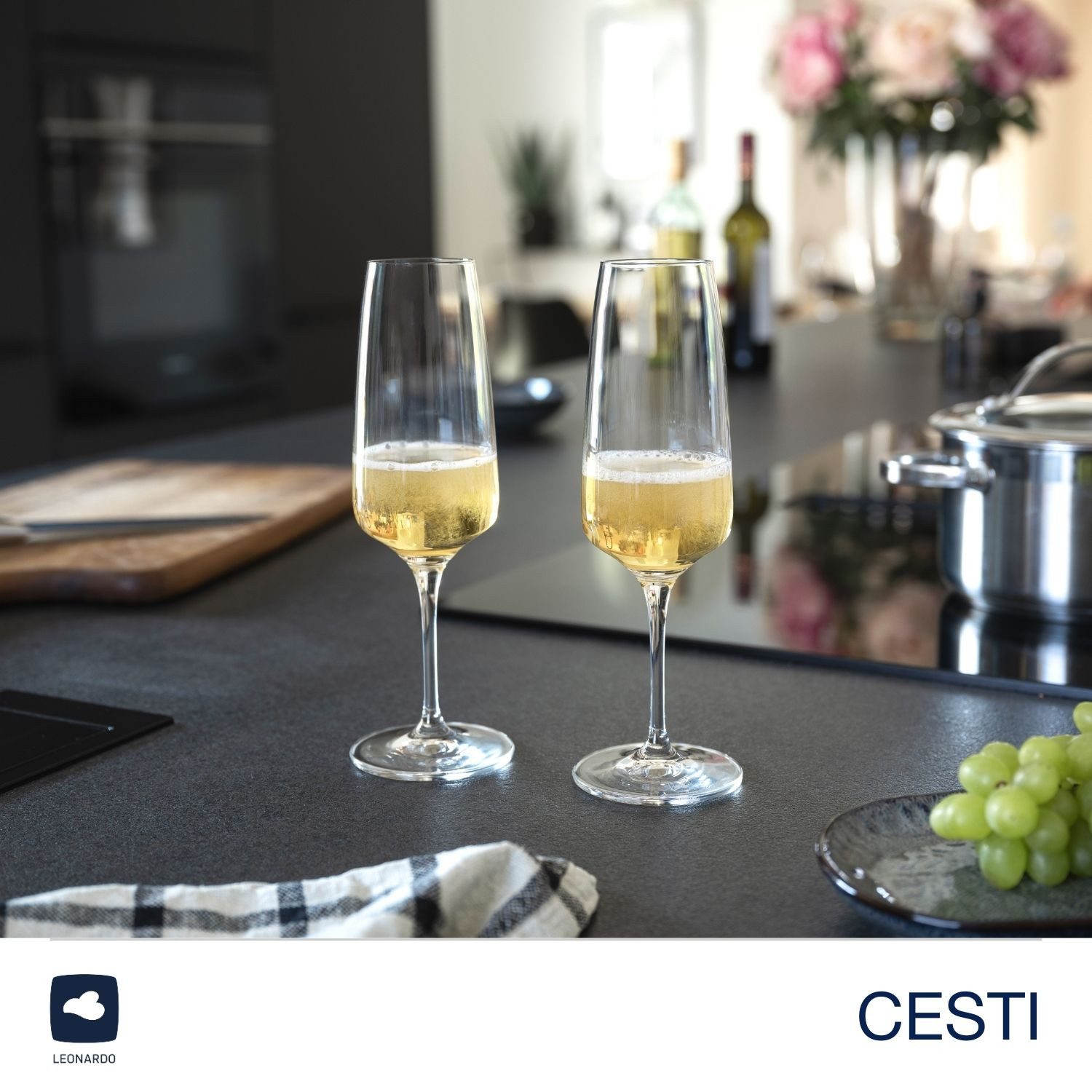 LEONARDO Glazenset CESTI + poetsdoek, 13-delig 4 champagneglazen, 4 rieslingglazen en 4 witte wijnglazen met poetsdoek (set, 13-delig)