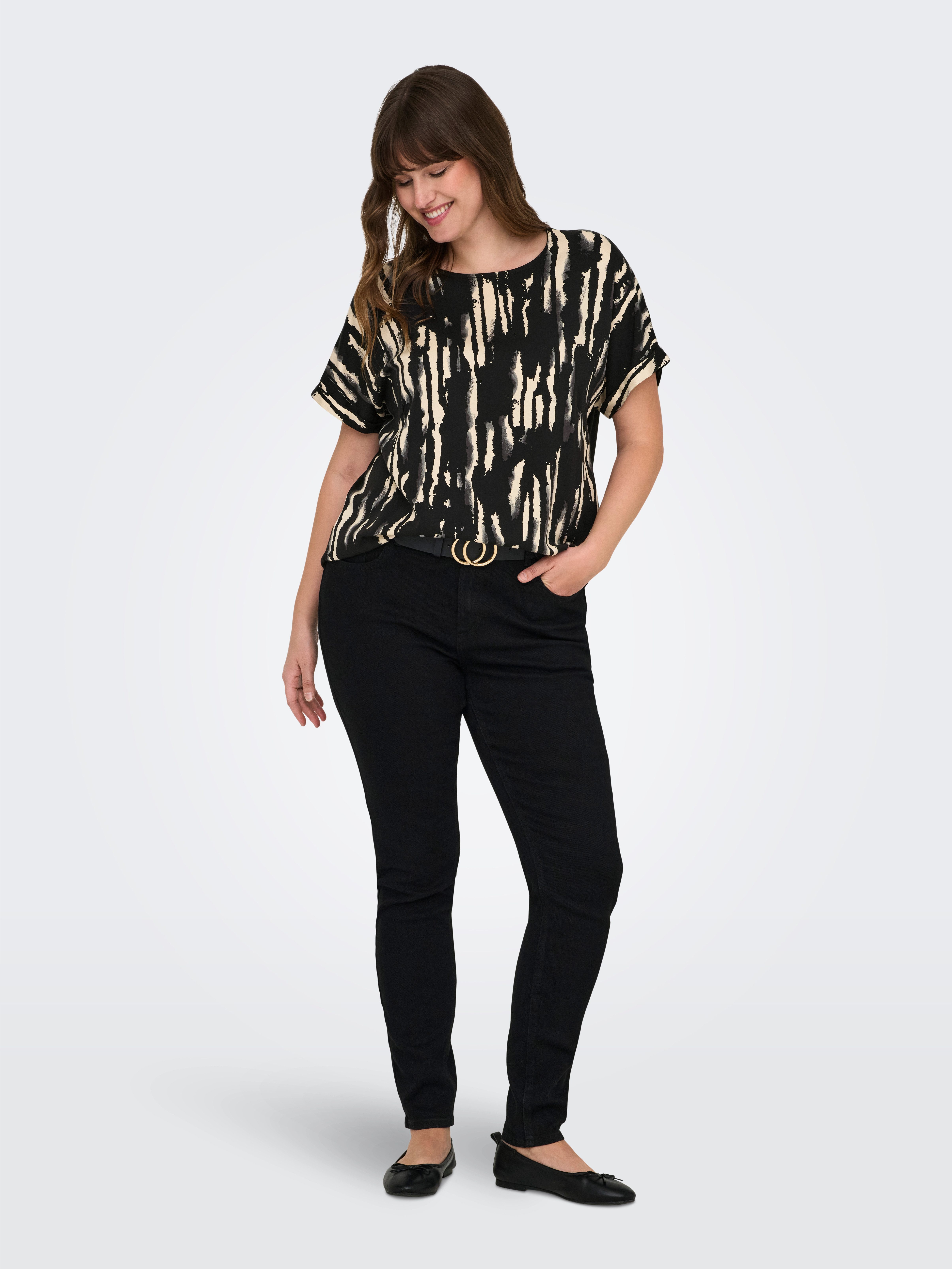 ONLY CARMAKOMA Shirt met korte mouwen CARMIKAELA IN-ONE SS TOP AOP