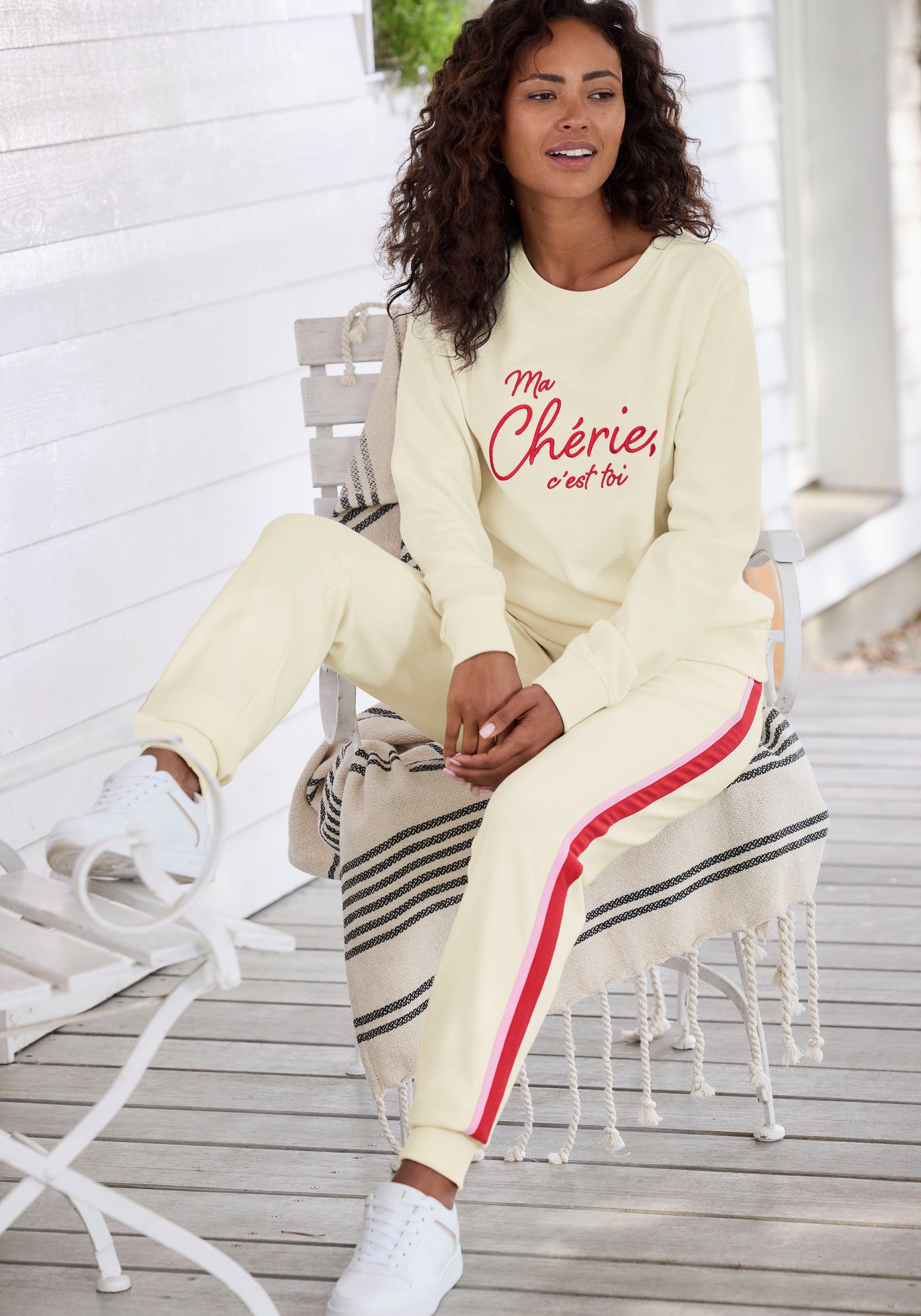 Vivance Sweatpants Sweathose met contrasterende accenten, loungeanzug (1-delig)