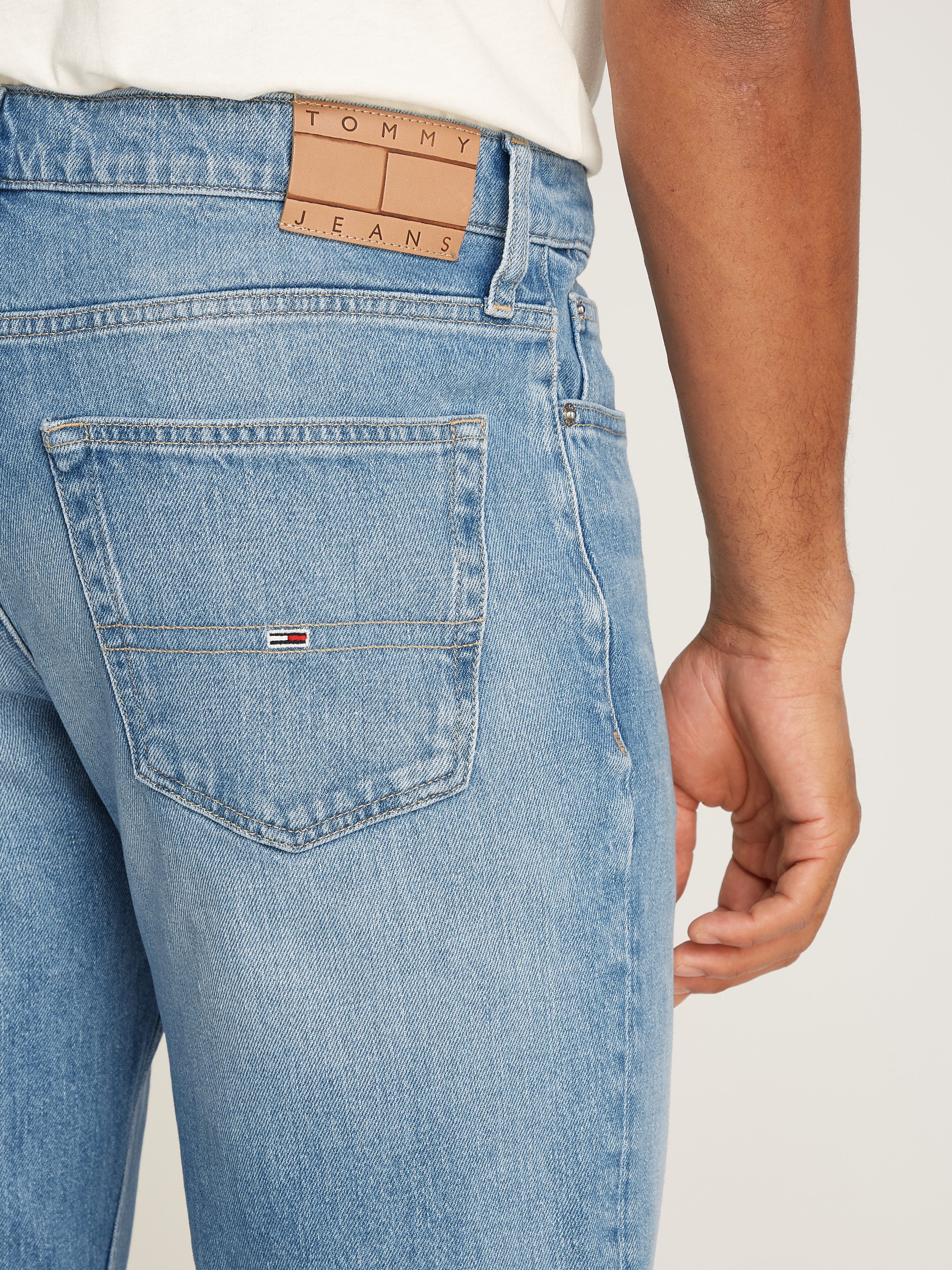 TOMMY JEANS Slim fit jeans RYAN SLIM STRAIGHT met gestempeld logo