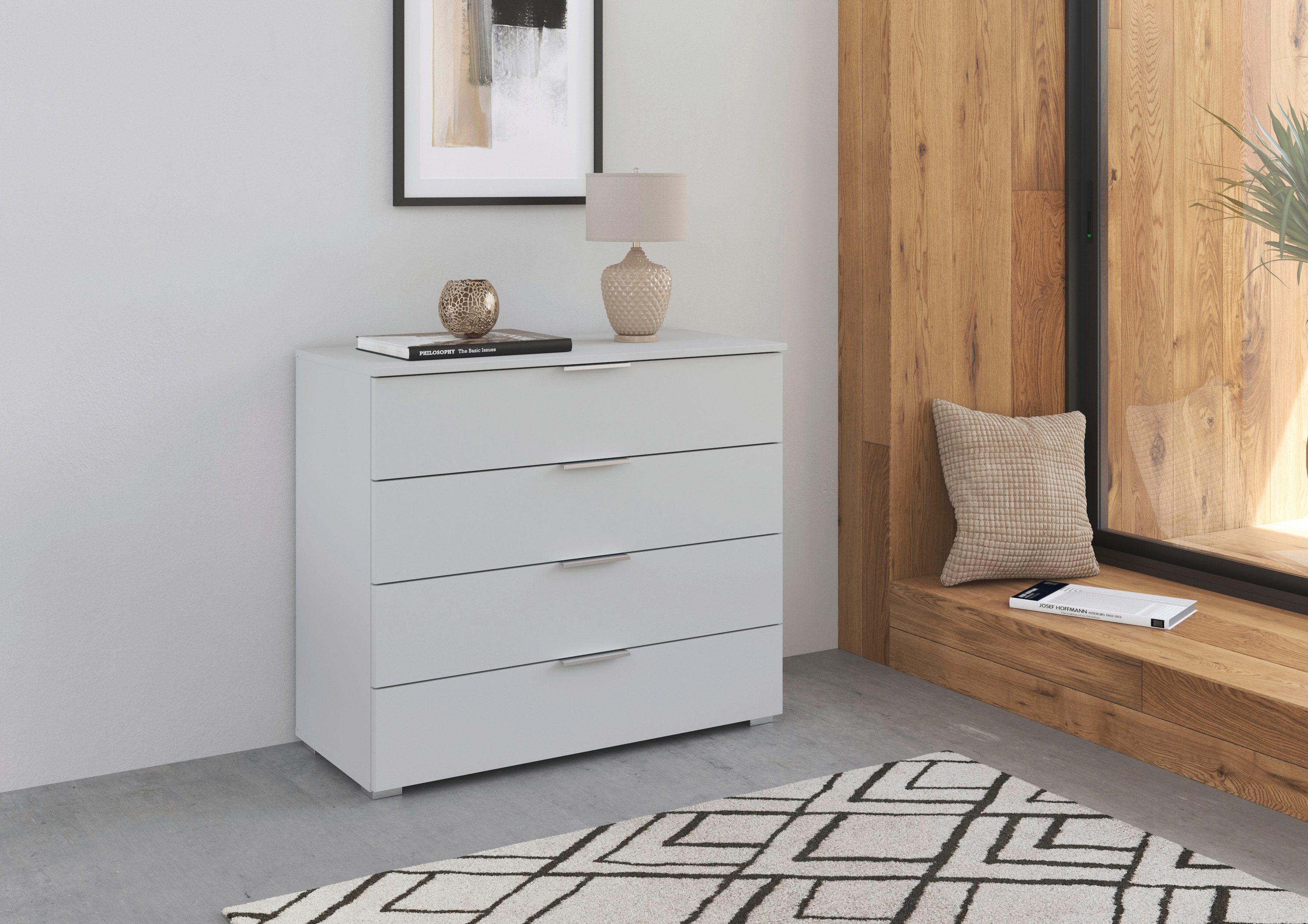 rauch Ladekast Sideboard AGORDO met decor- of hoogglansfront Breedte 93 cm met 4 grote lades voor veel opbergruimte MADE IN GERMANY
