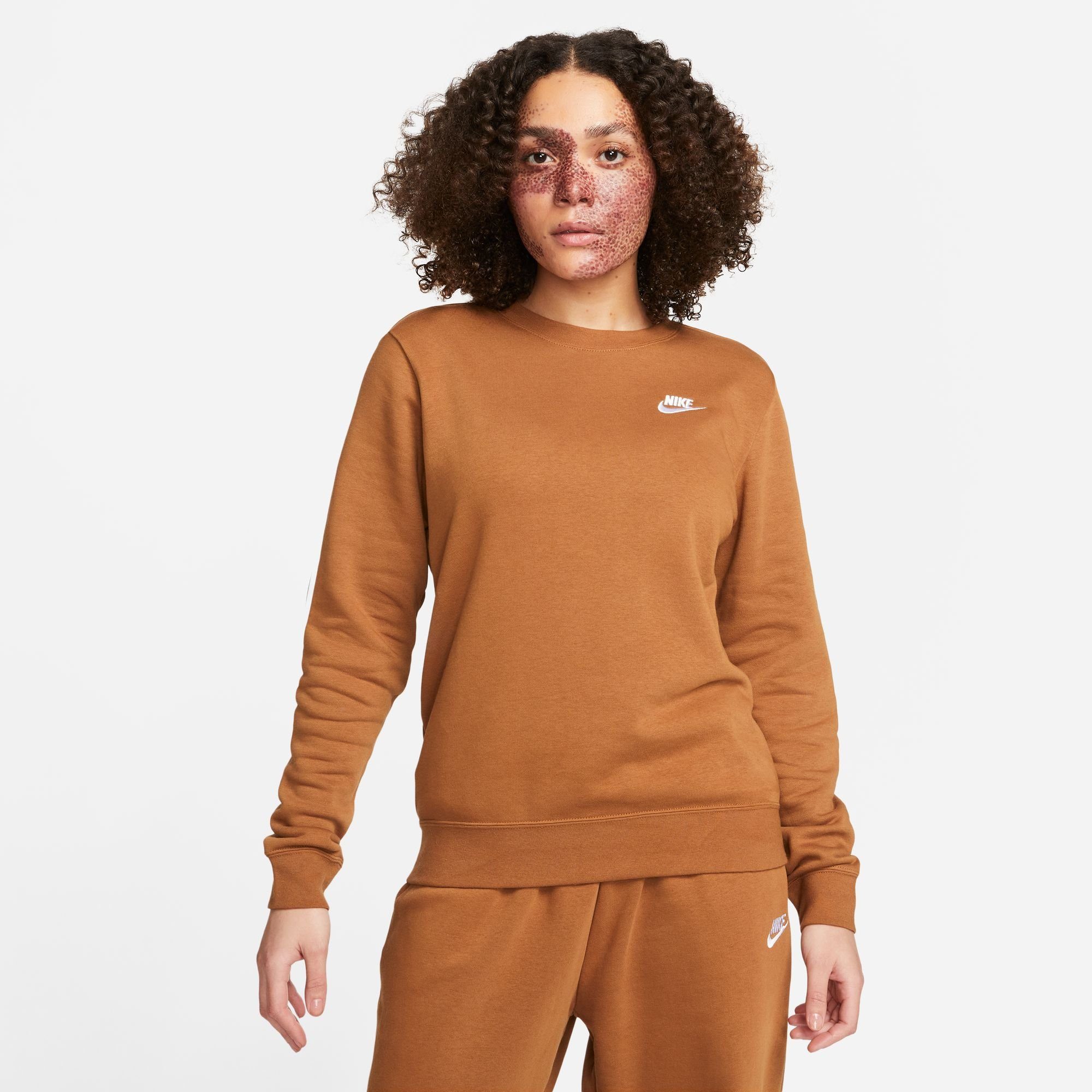 nike sportswear sweatshirt club fleece women's crew-neck sweatshirt bruin