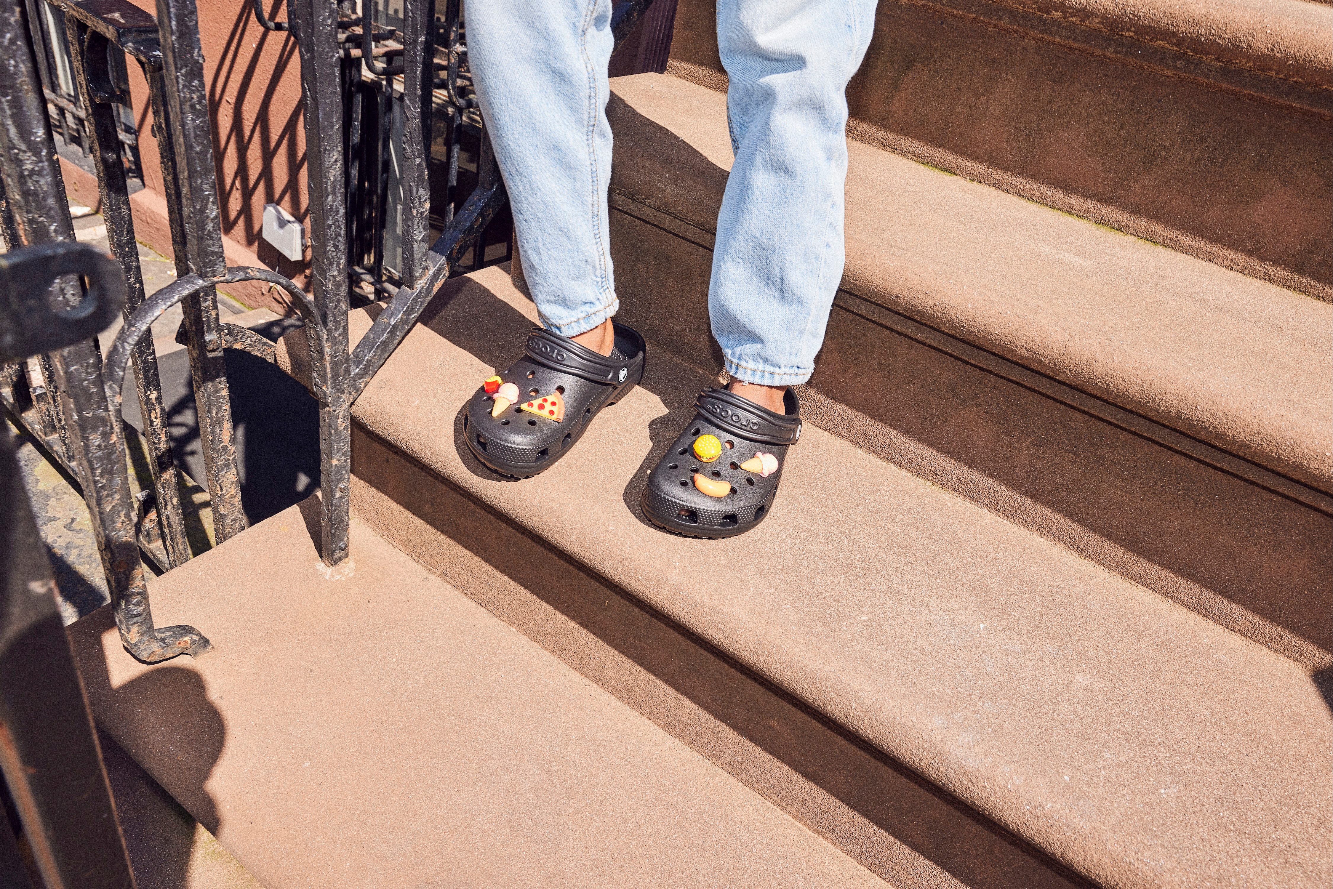 Crocs Clogs Classic K , zomerschoen, pantoffel, badschoen met draaibaar hielriempje