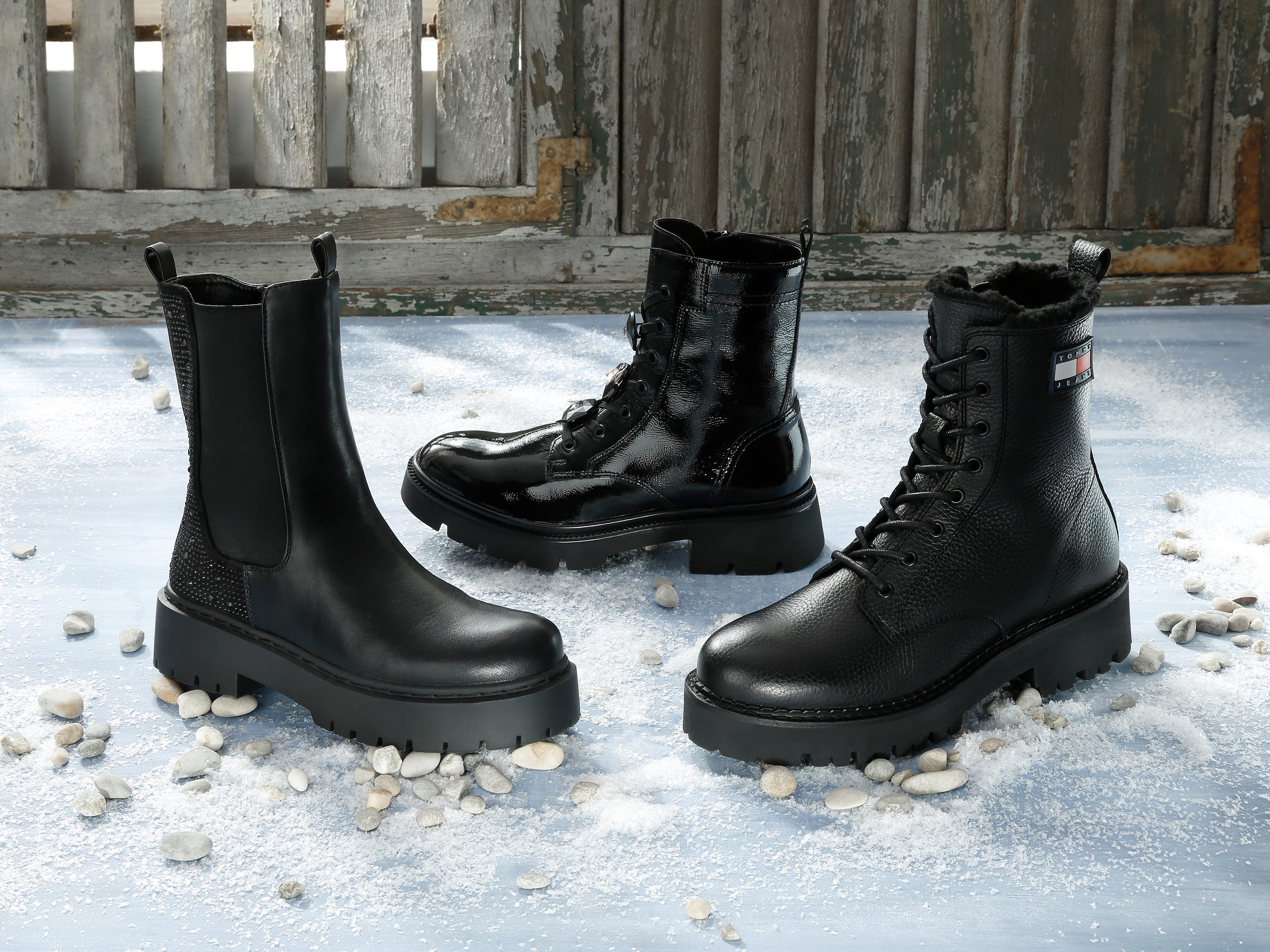 Aniston SHOES Chelsea-boots Instaplaarzen, plateau enkellaars, met glitterstenen - NIEUWE COLLECTIE