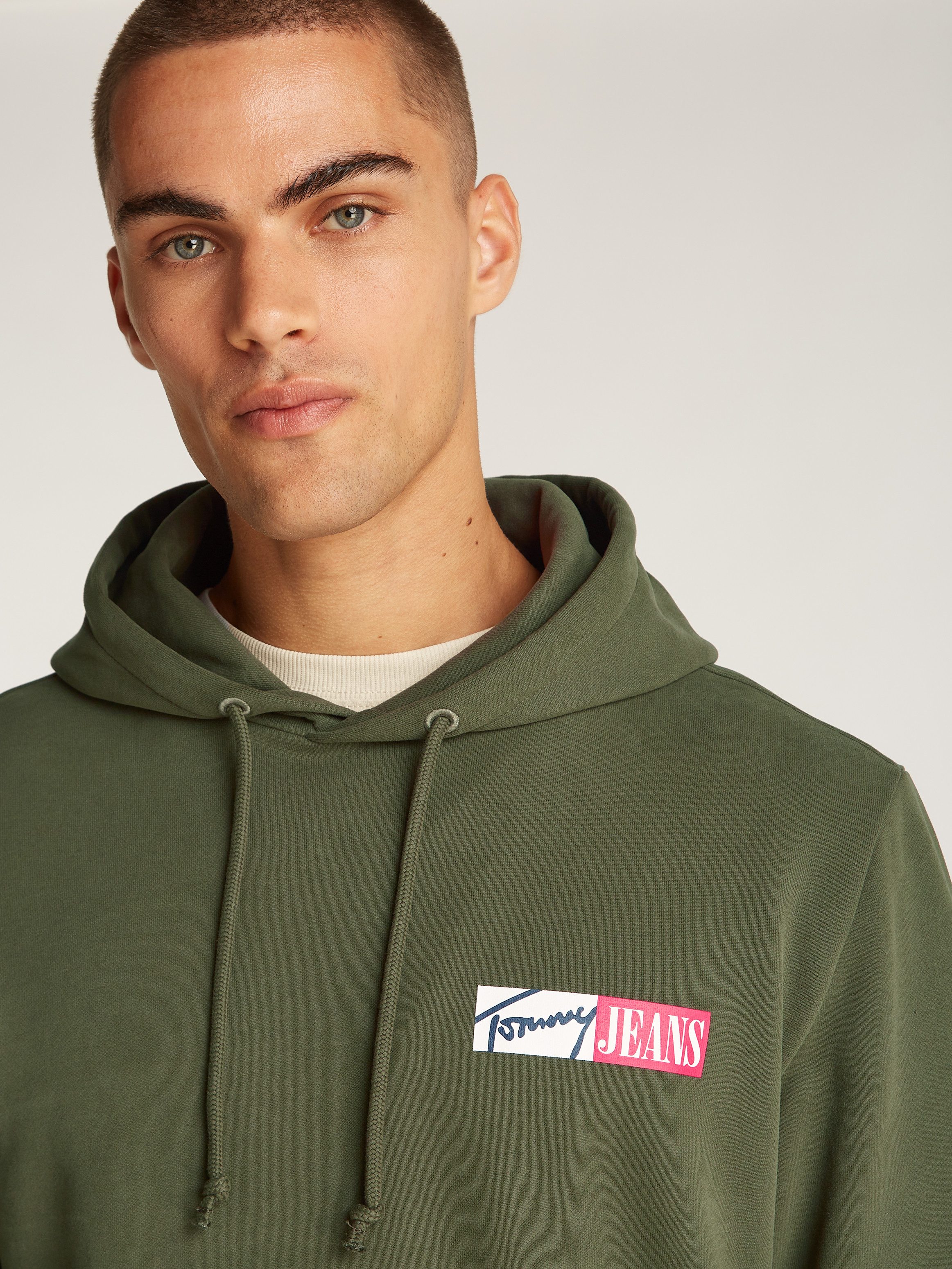 TOMMY JEANS Hoodie TJM REG ENTRY GRAPHIC HOODIE EXT