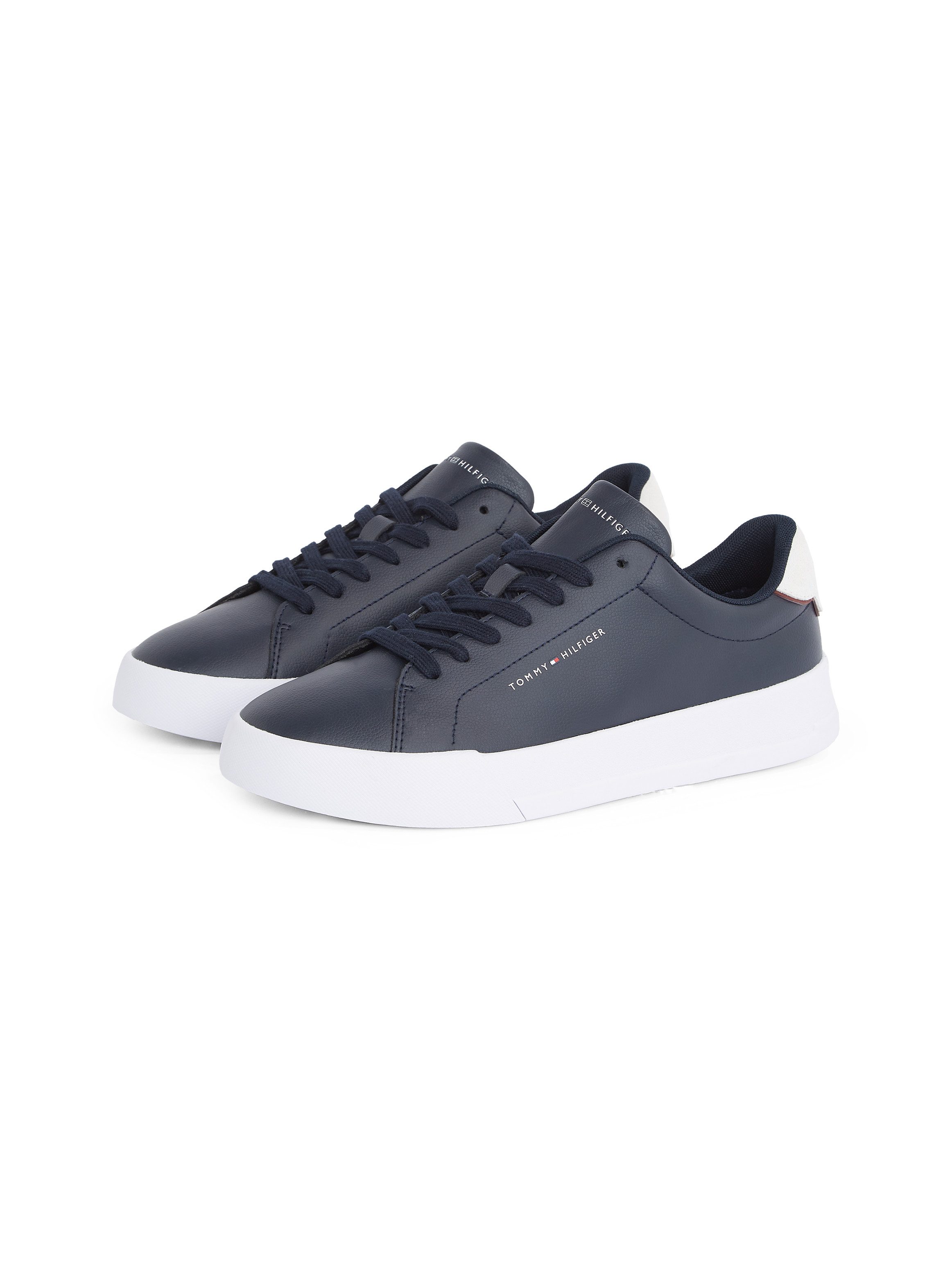 Tommy Hilfiger Plateausneakers TH COURT LTH DETAIL ESS , vrijetijdsschoen, lage schoen, veterschoen met zijlijk logo-opdruk