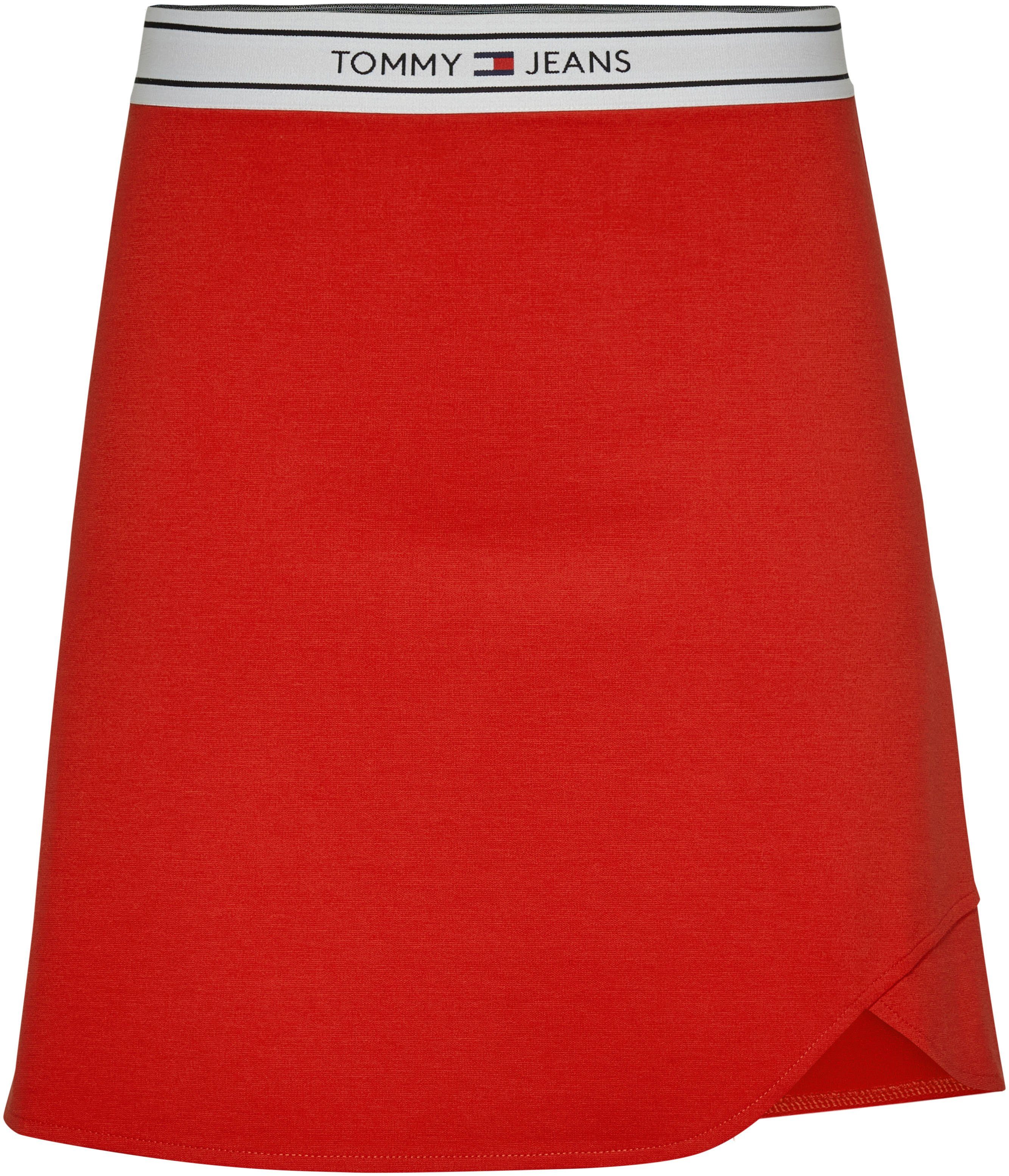 TOMMY JEANS Jerseyrok TJW LOGO TAPING MINI SKIRT Webrok met Tommy Jeans logo-elastiektape