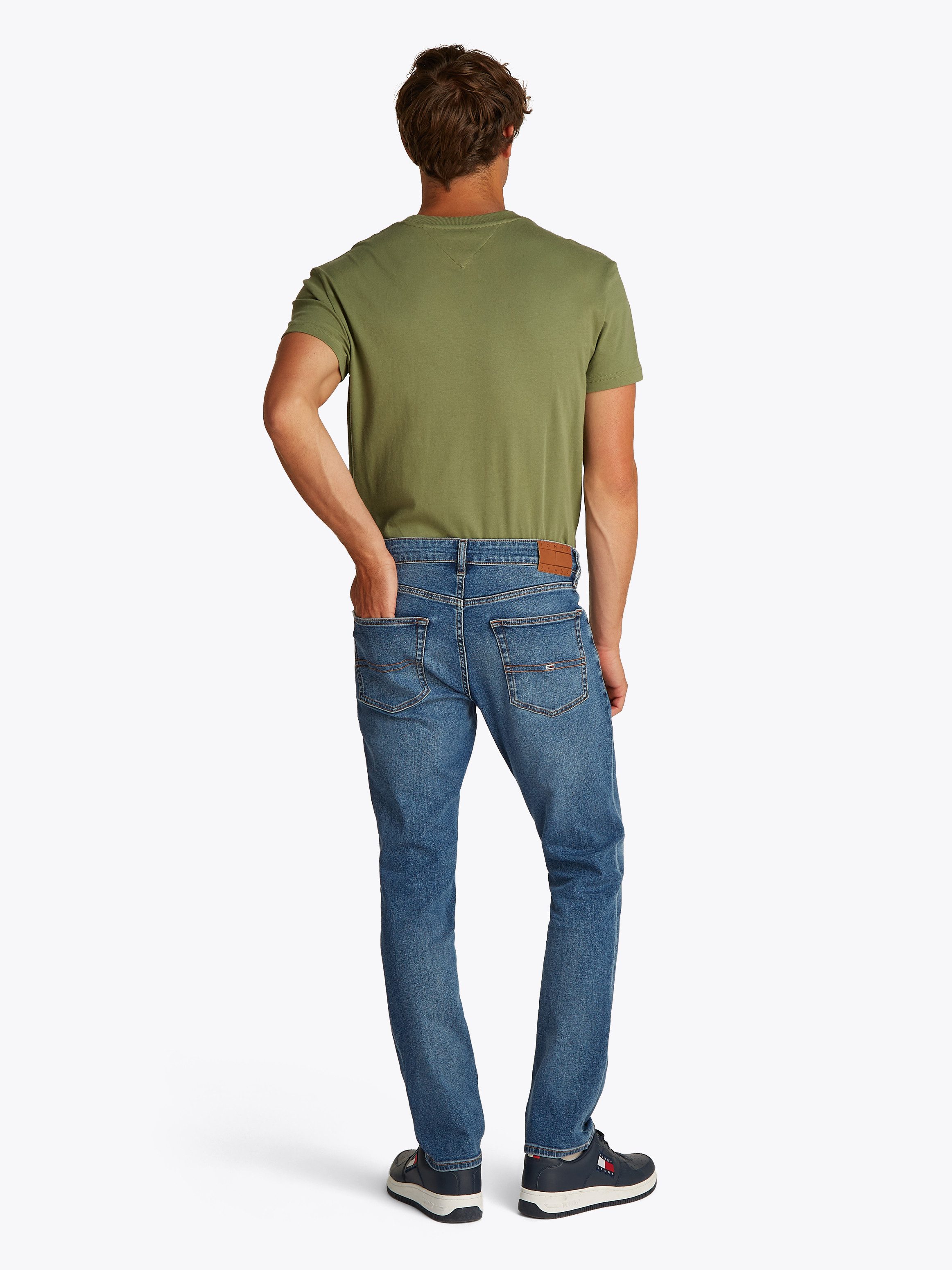 TOMMY JEANS Straight jeans SCANTON SLIM BI0234 Met merkenlabel van leer achter