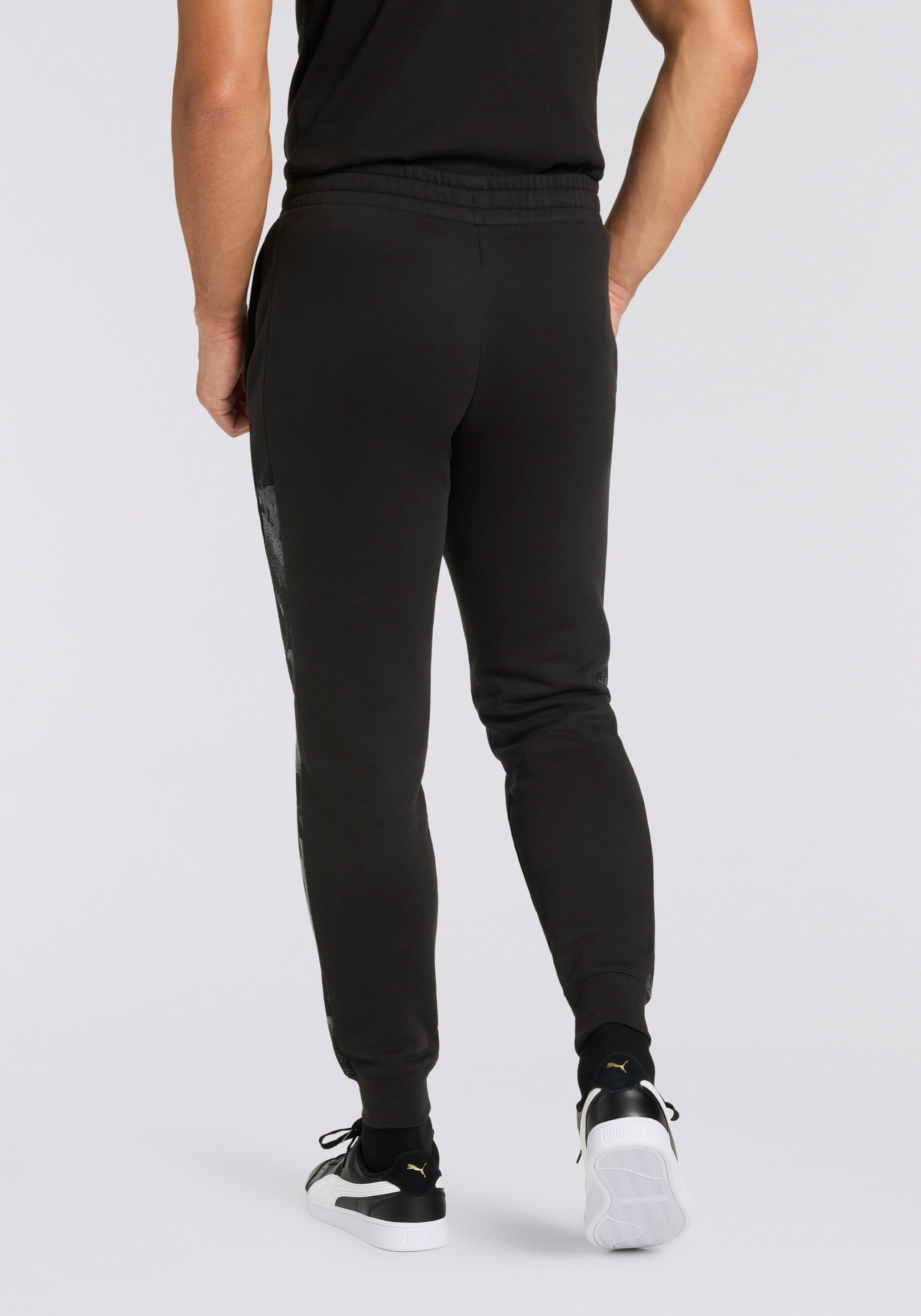 PUMA Trainingsbroek ESS CAMO SWEATPANTS FL CL