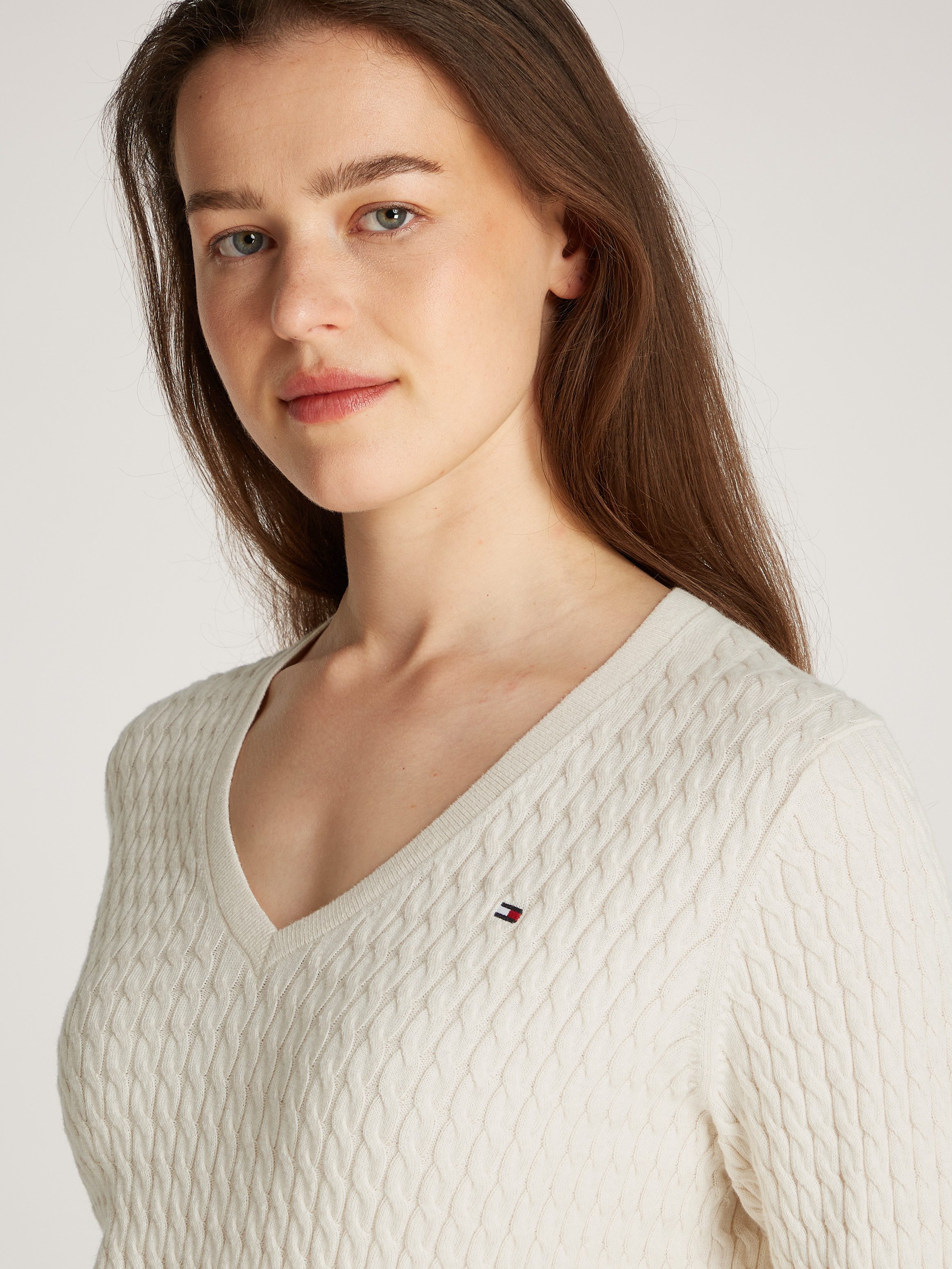 Tommy Hilfiger Trui met V-hals CO CABLE V-NK LS SWT met kabelpatroon logo-borduursel