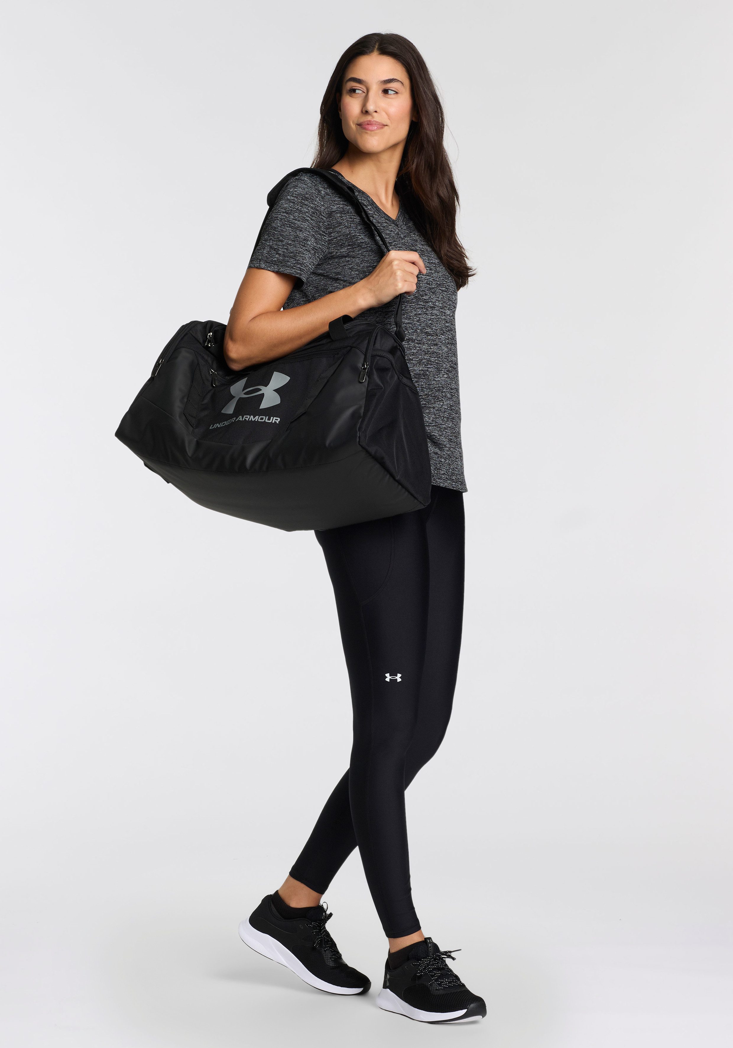 Under Armour® Sport-bh HeatGear® Perfect voor de warme dagen. Houdt je koel en droog.