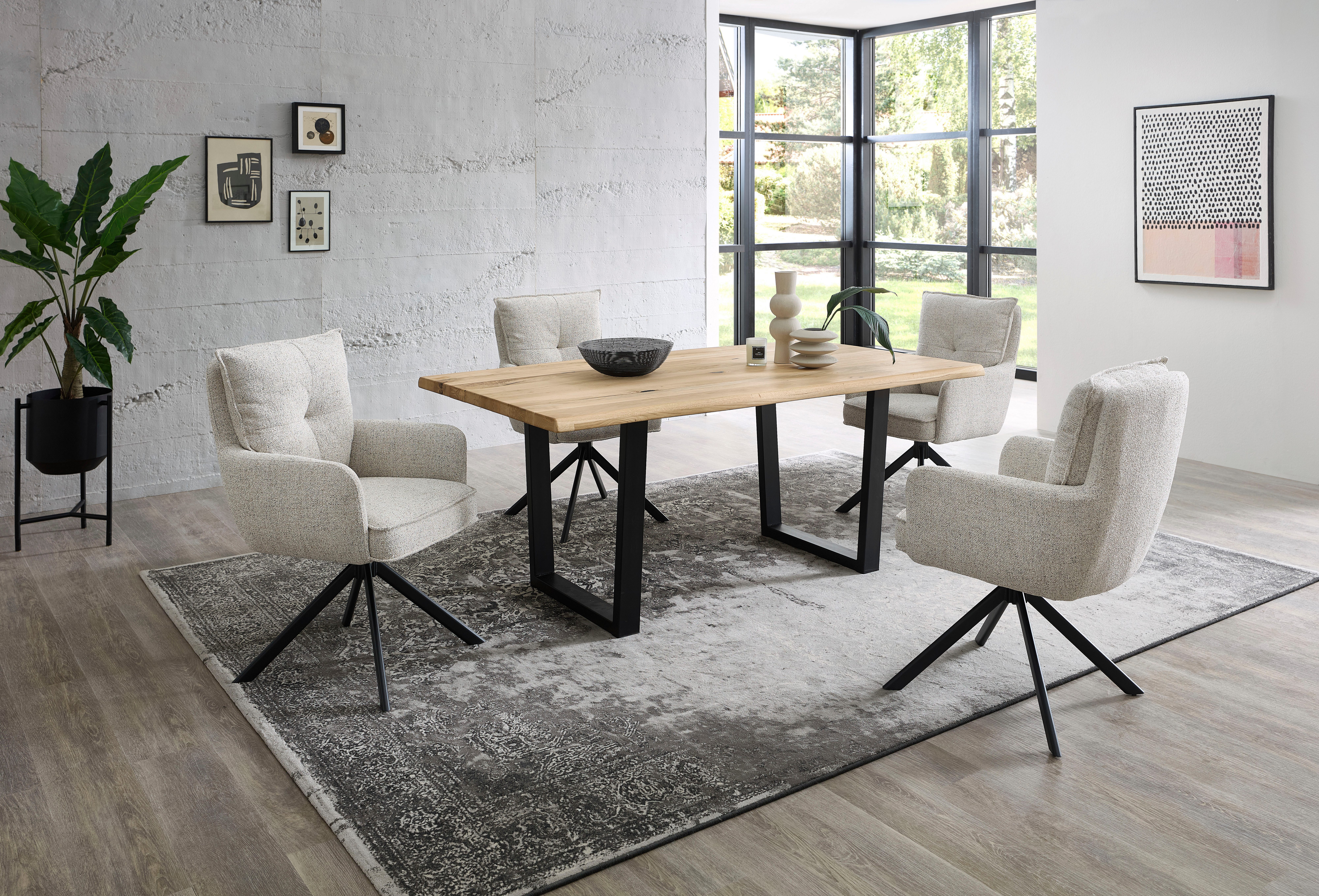 Stolkom Eettafel Benny Eik massief hout, tafel met boomrand