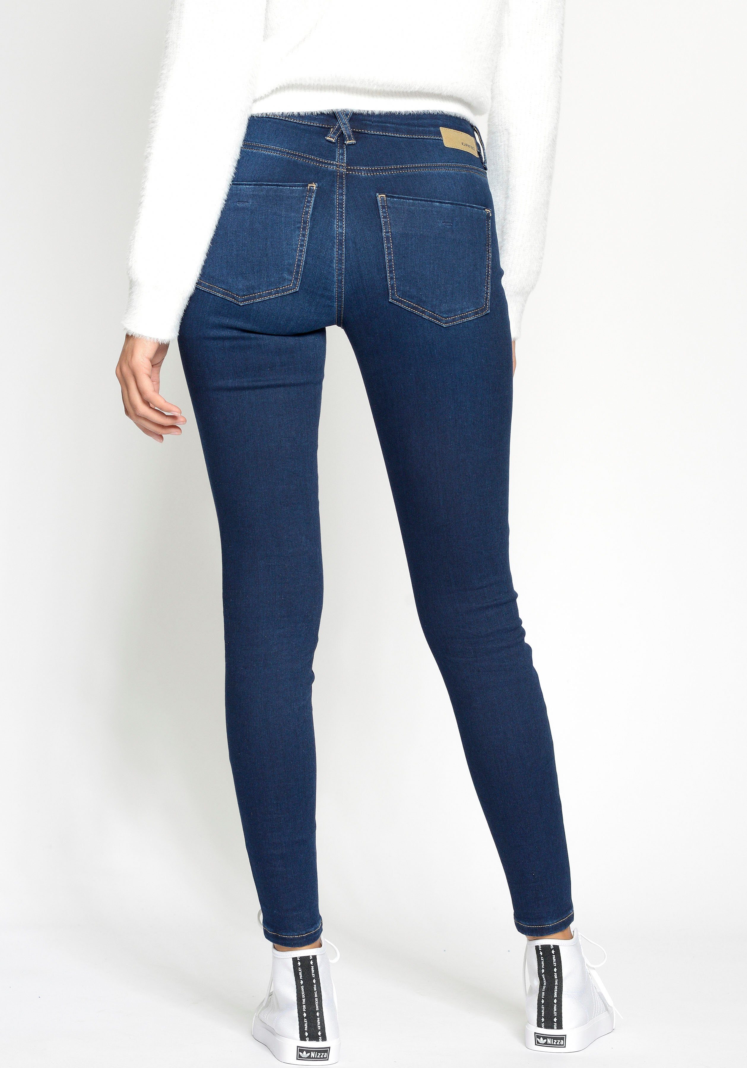 GANG Skinny fit jeans 94LAYLA met used-effecten