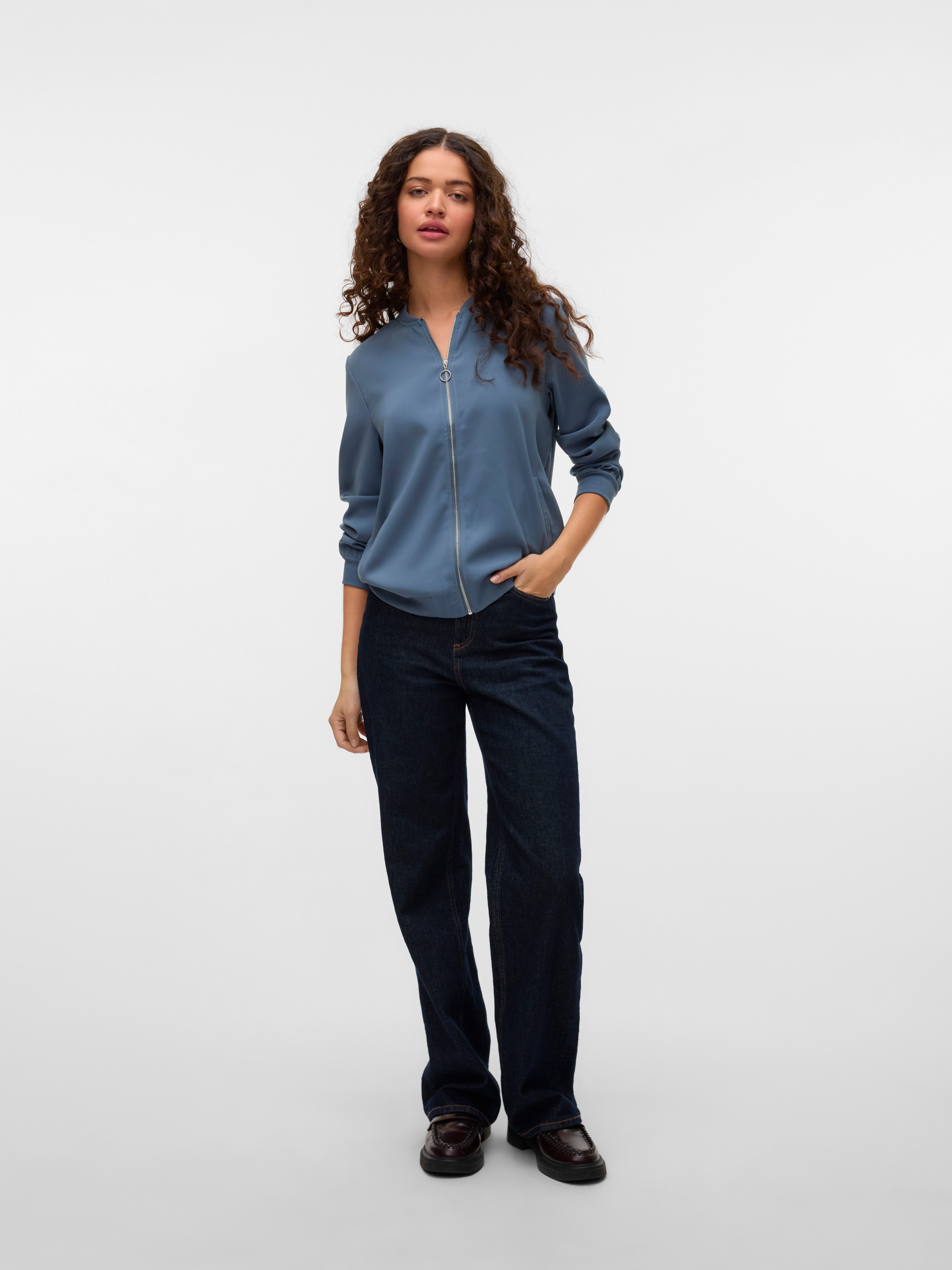 Vero Moda Bomberjack VMCOCO L/S BOMBER in modieus kort model
