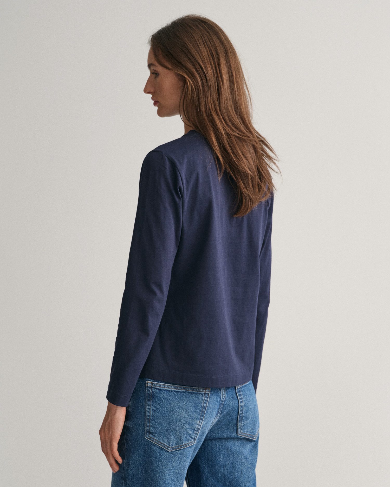 Gant Shirt met lange mouwen REG SHIELD LS T-SHIRT klein logoborduursel op borsthoogte