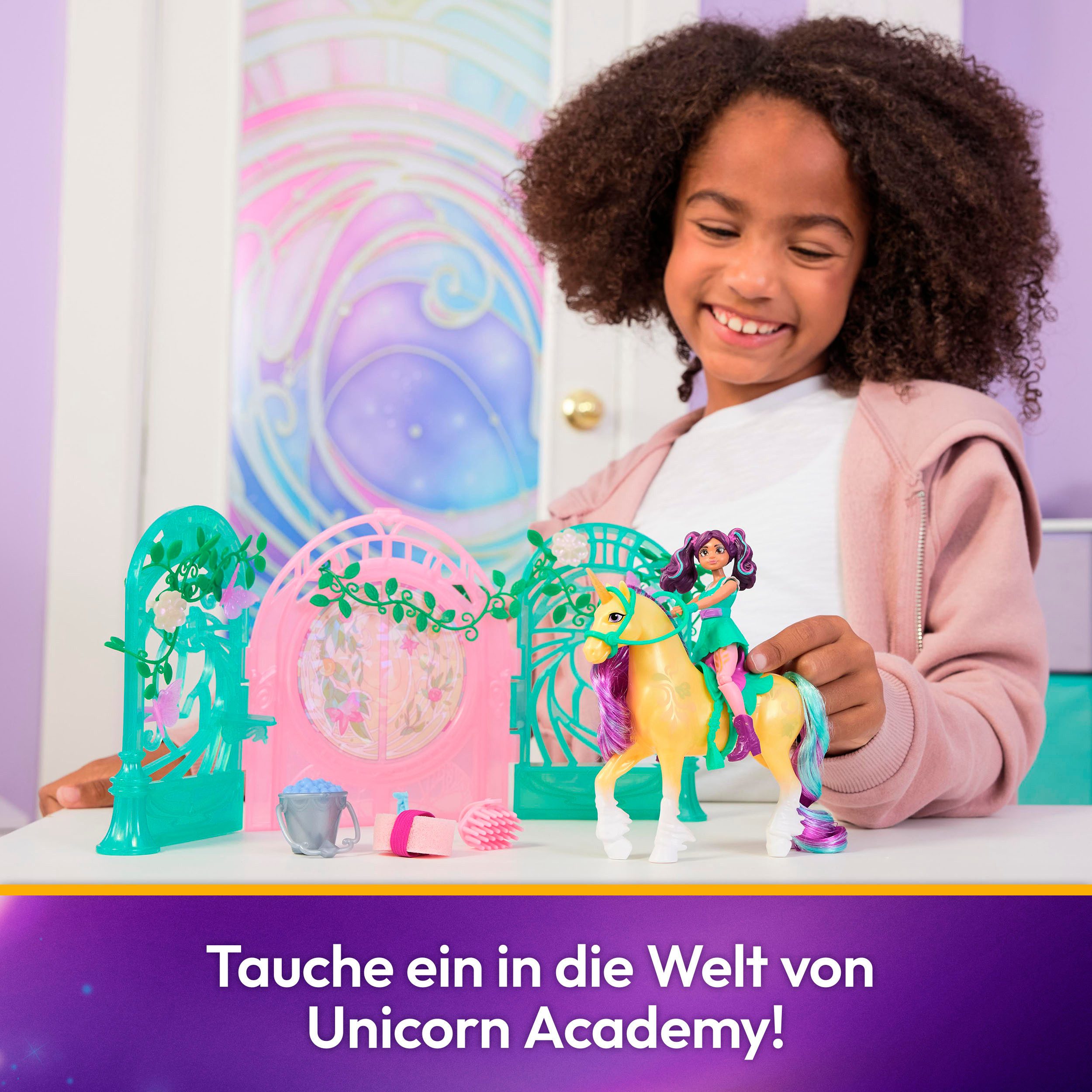 Spin Master Aankleedpop Unicorn Academy - Stall Spielset - Ava & Leaf
