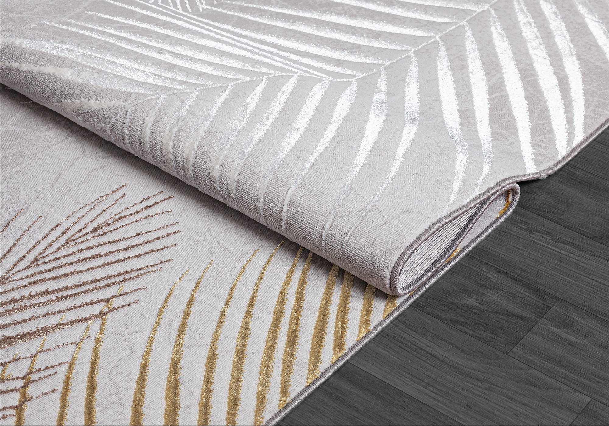 The carpet Vloerkleed Mila moderne woonkamer tapijt met elegant glanzende pool