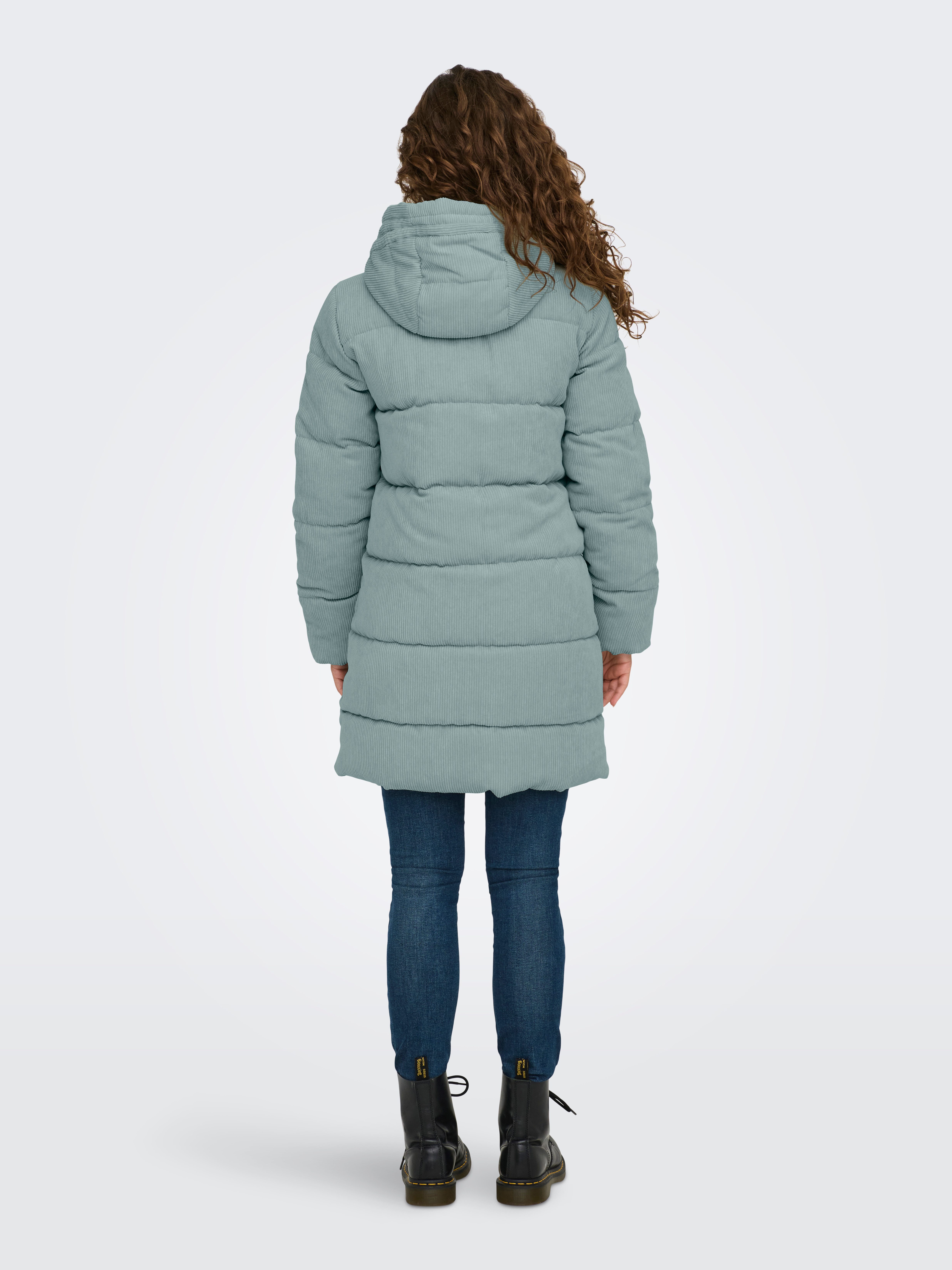 Only Gewatteerde jas ONLDOLLY LONG CORDUROY PUFFER OTW