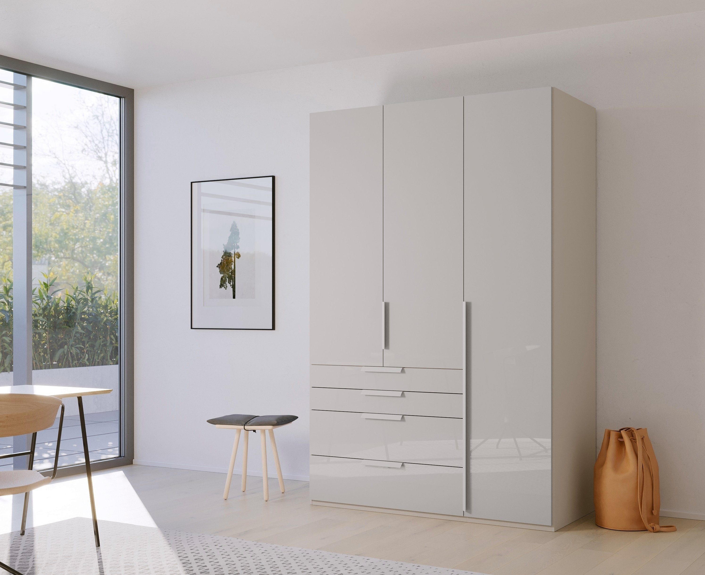 rauch Draaideurkast Purisma met glazen front, laden en vele accessoires, met soft-closetechniek