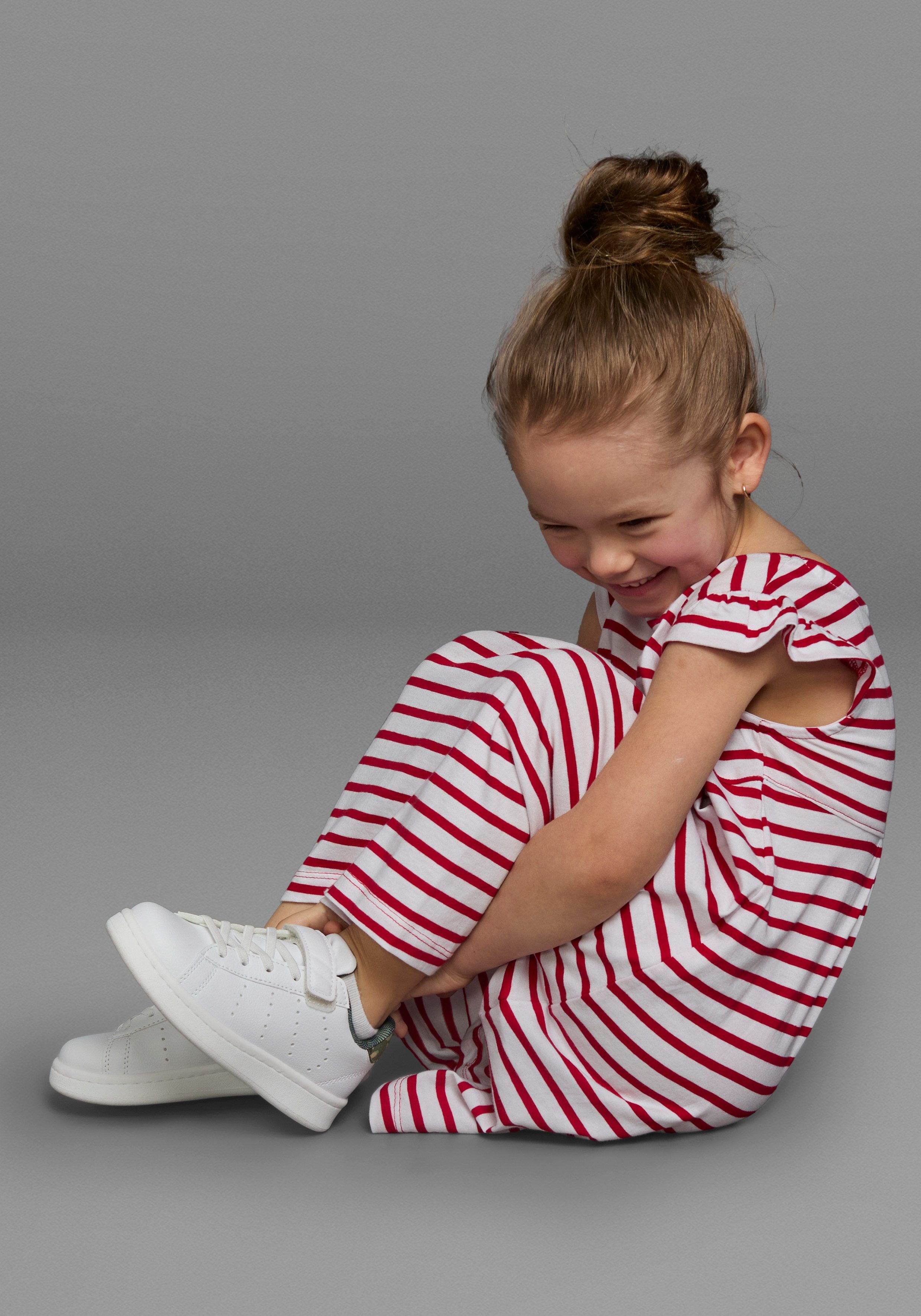 KIDSWORLD Jerseyjurk Voor kleine meisjes feestelijke gelegenheden, knie-vrij, modieuze stijl, van puur katoen (set, 2-delig)