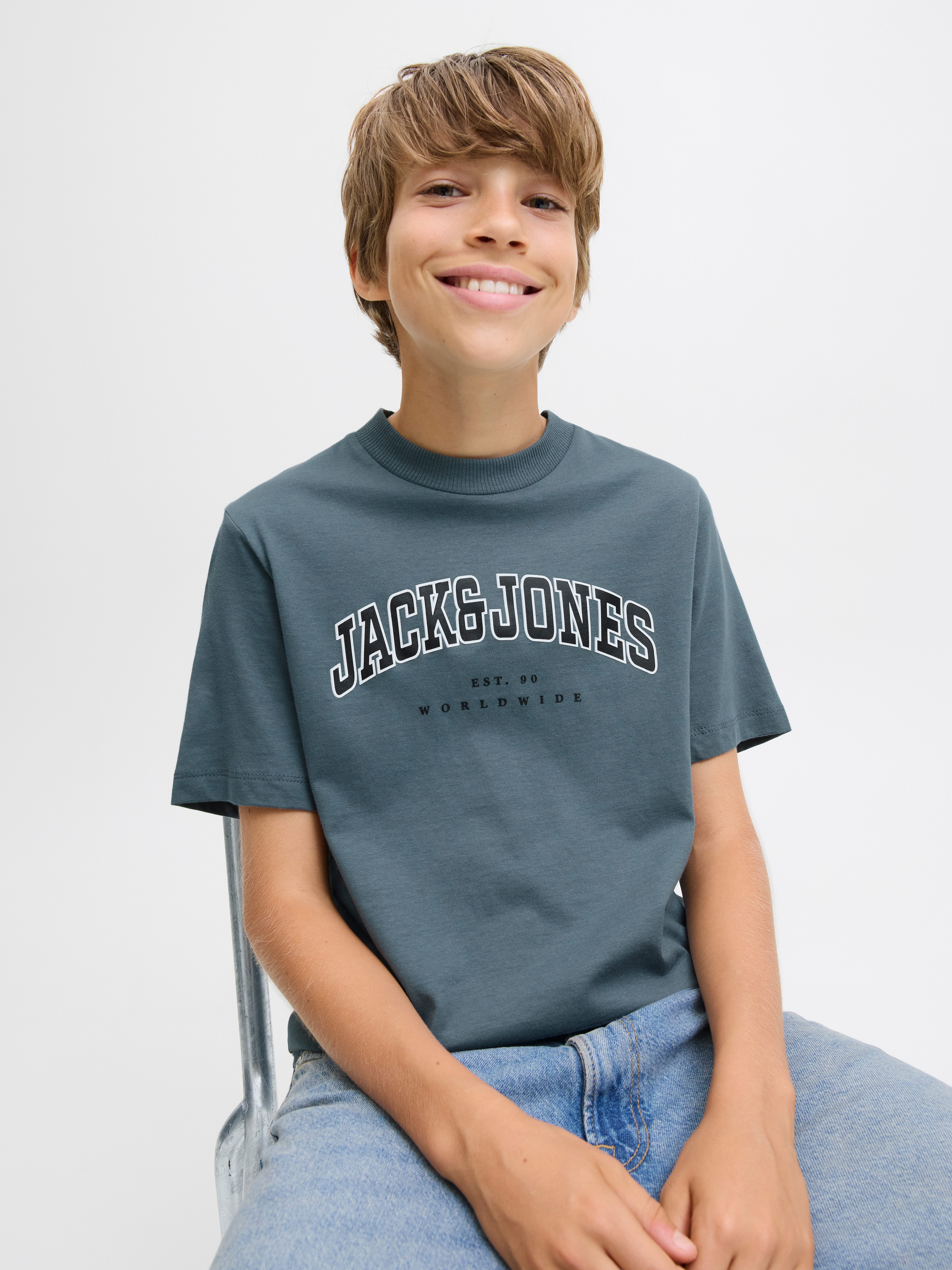 Jack & Jones Junior Shirt met ronde hals JJECALEB VARSITY TEE SS O-NECK NOOS JNR