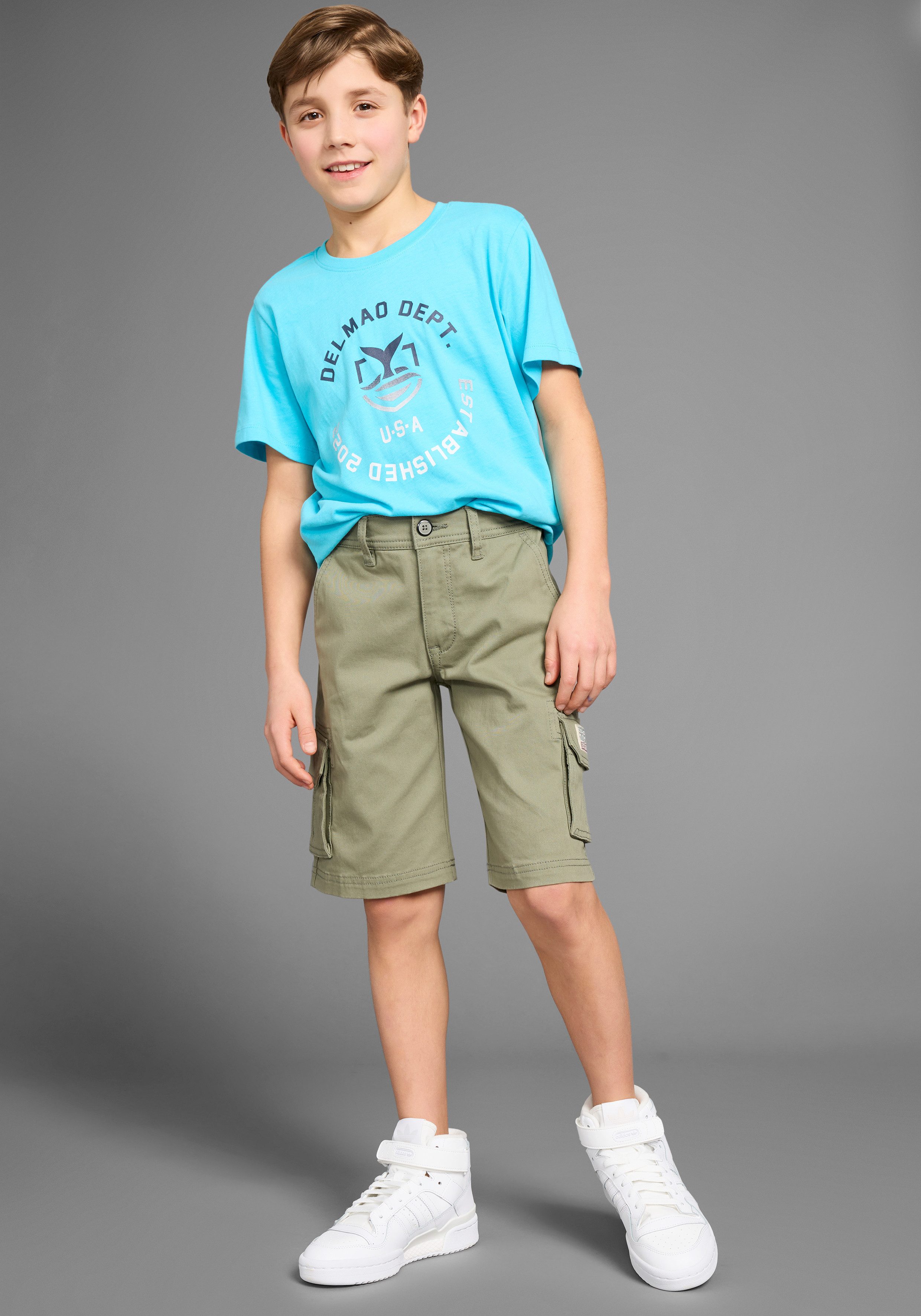 DELMAO Short Cargoshort met veel zakken