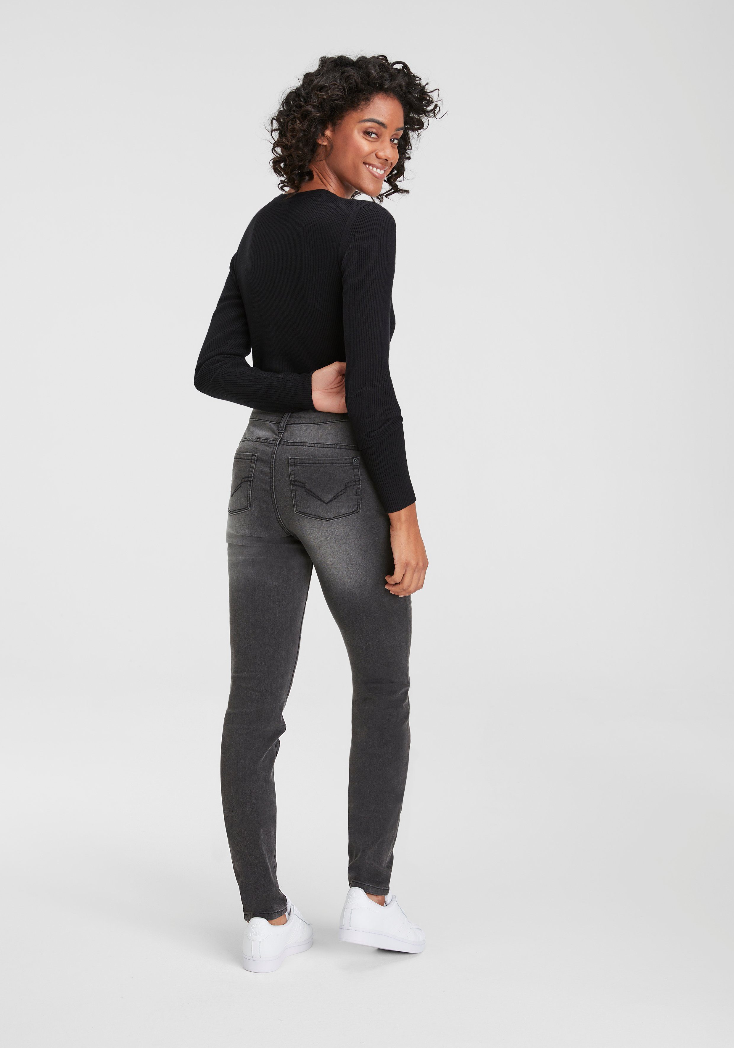 H.I.S 5-pocket jeans DjunaHS ecologische, waterbesparende productie door ozon wash