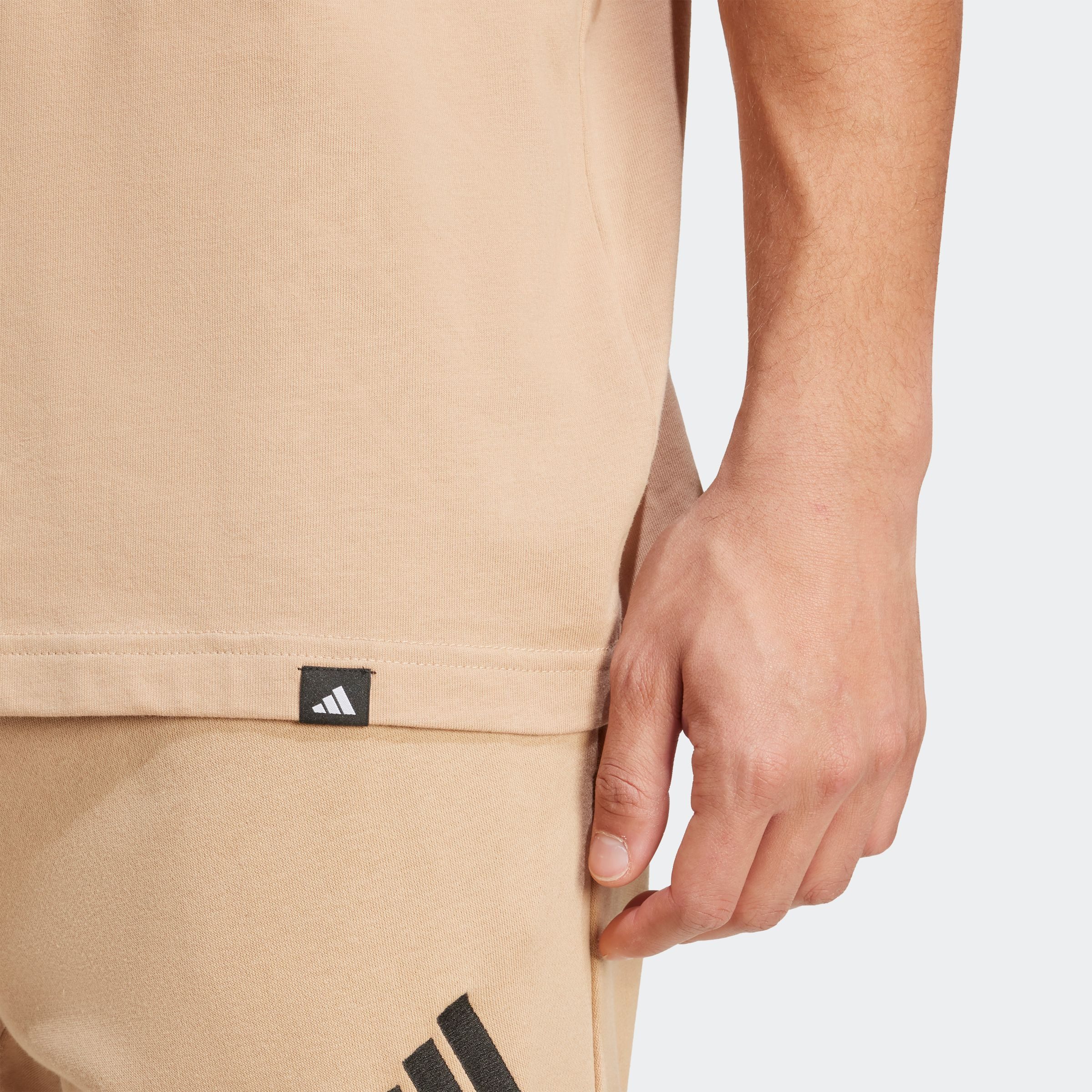 adidas Sportswear T-shirt M CAMO LOGO T
