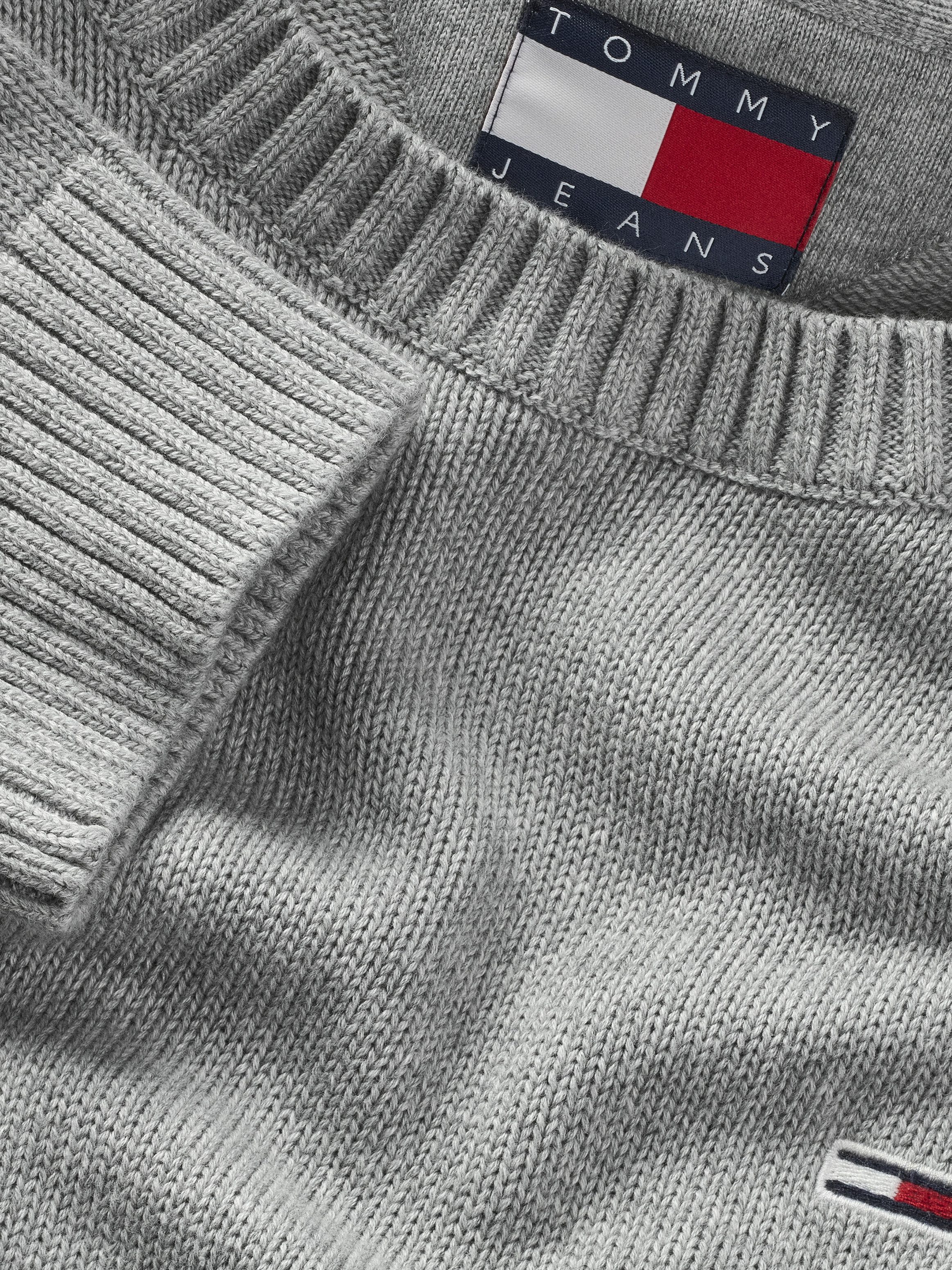 TOMMY JEANS Gebreide trui TJM SLIM ESSNTLS C-NECK SWEATER