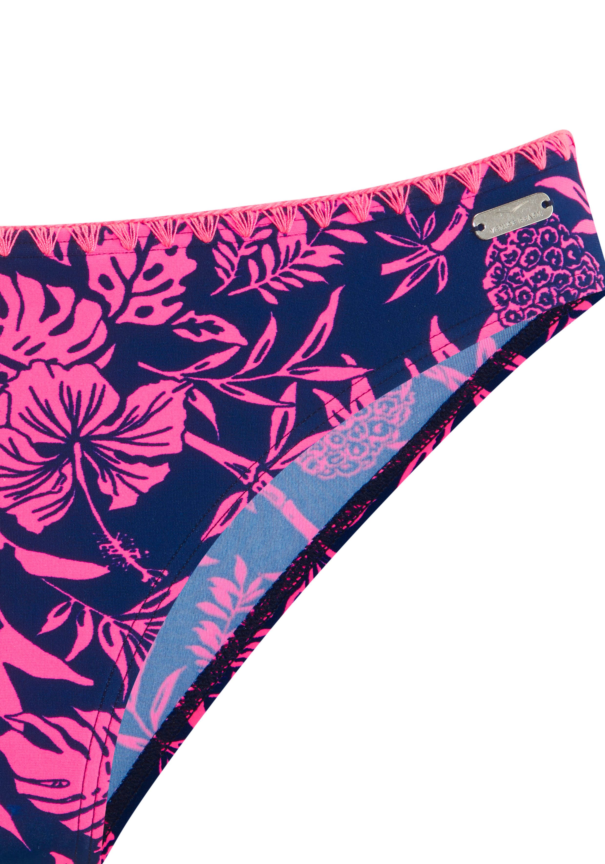 Venice Beach Beugelbikini in bandeaumodel Kensi met contrastkleurige gehaakte rand