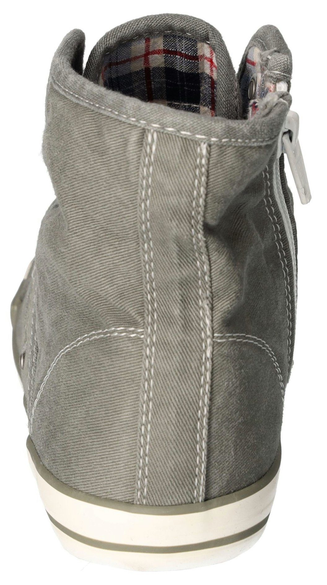 Mustang Shoes Sneakers high top-sneaker, veterschoen met label in de loopzool