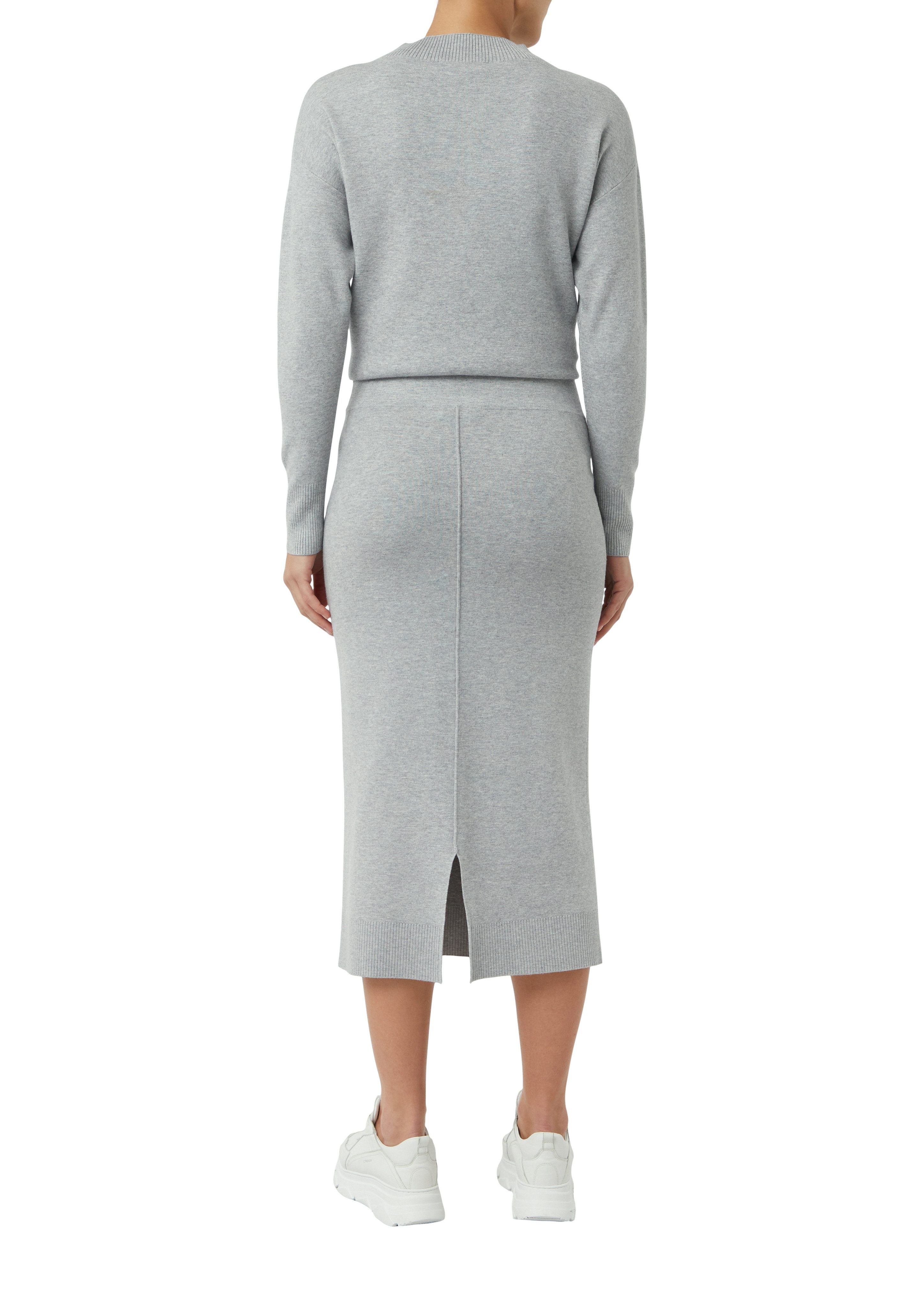 comma casual identity Midirok