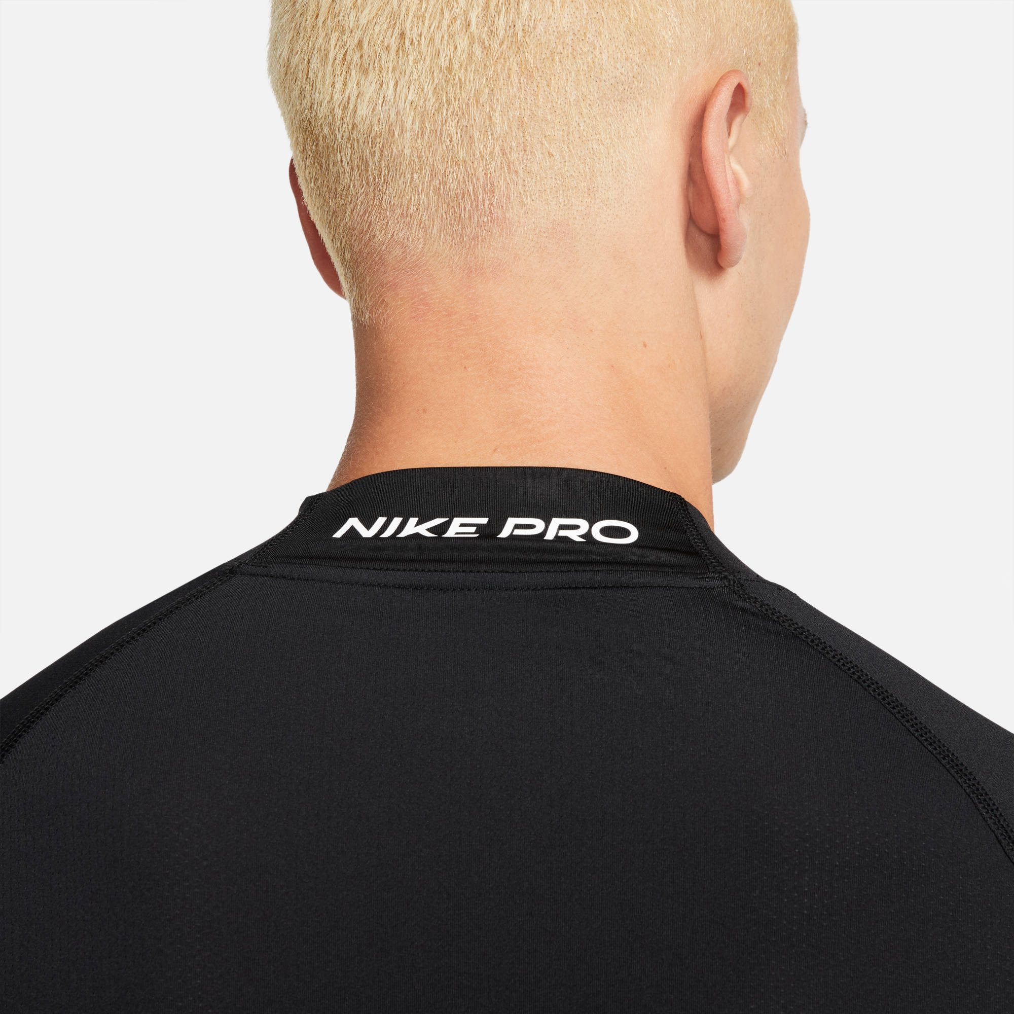 Nike Shirt met lange mouwen PRO DRI-FIT TIGHT FIT LONG-SLEEVE