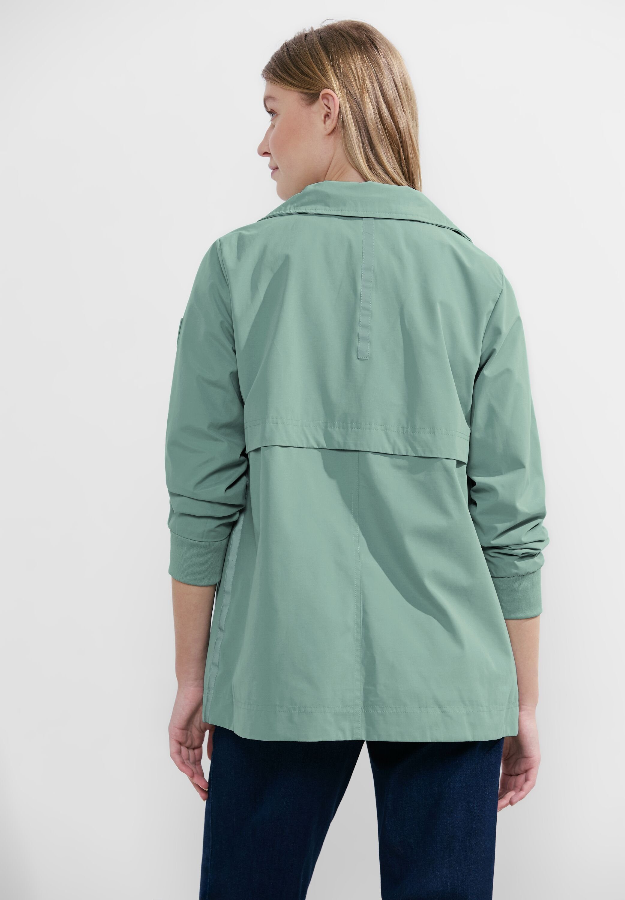Cecil Anorak Short Trench Jacket met opstaande kraag en trenchcoat-stijl