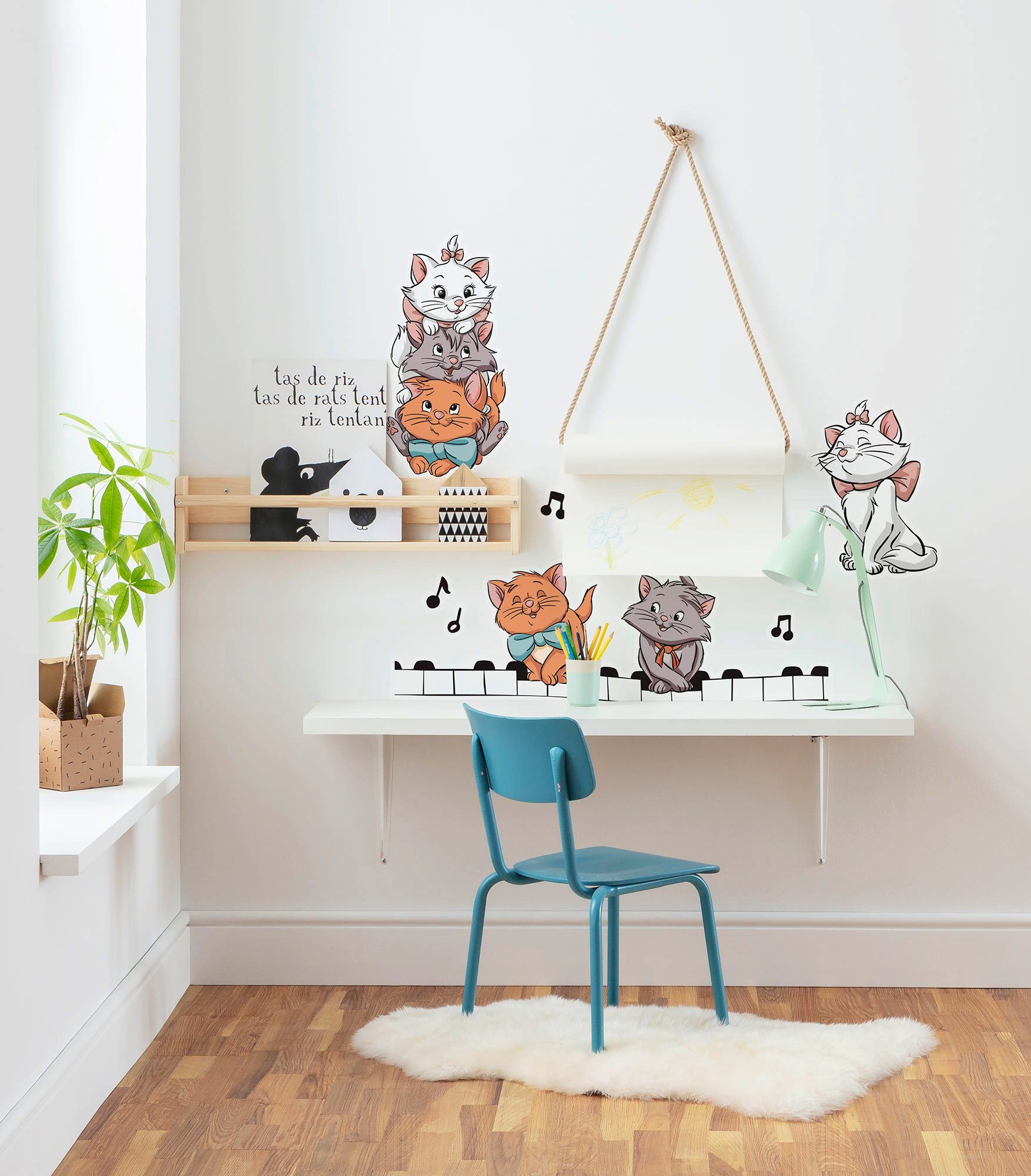 Komar Wandfolie Aristocats Kittens - afm. 50 x 70 cm zelfklevend, wandstickers, kinderkamer (7-delig)