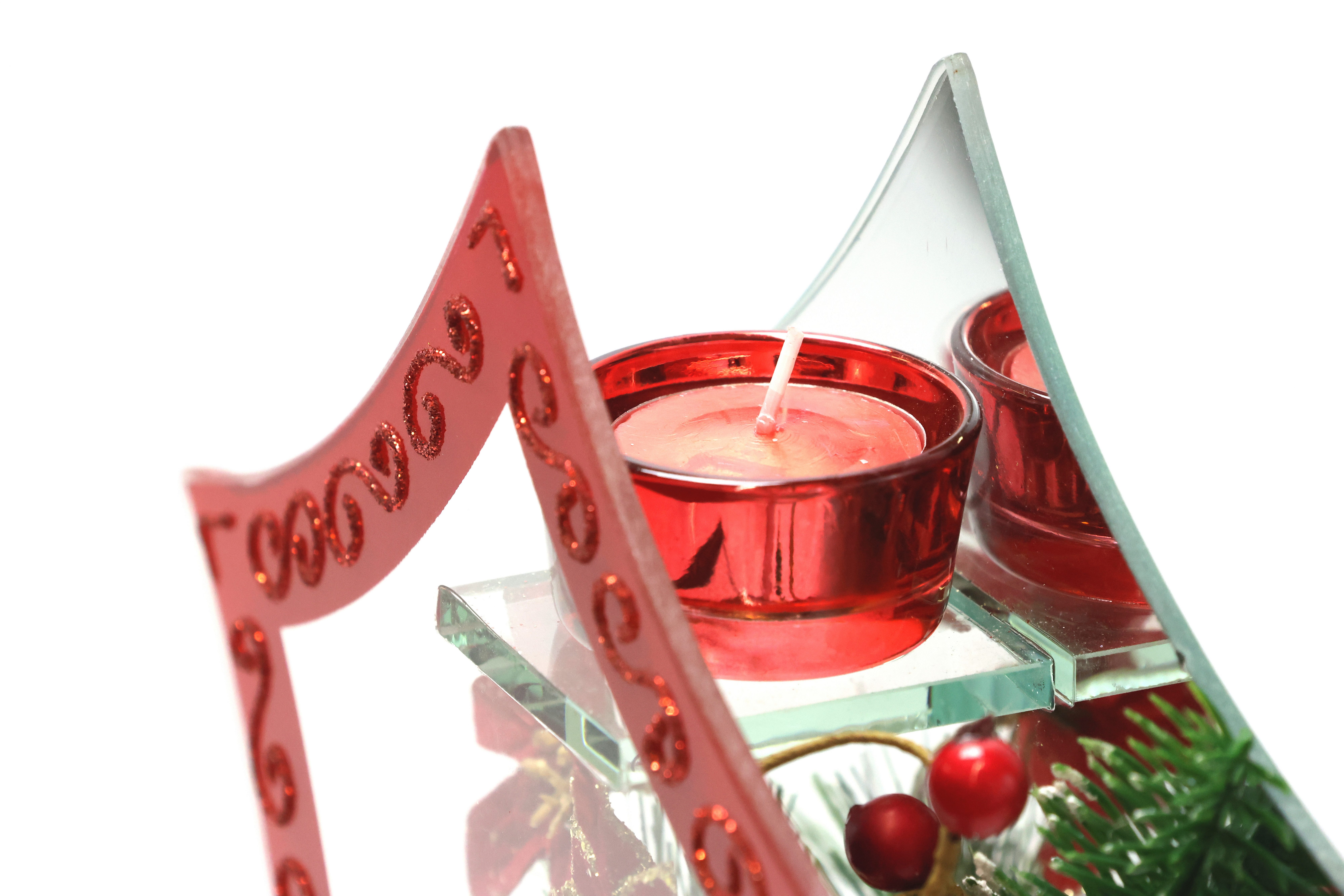I.GE.A. Waxinelichthouder Decoratieobject met LED-licht en theelichtkaars Met kerstster bessen dennen kunstsneeuw kerstdecoratie decoratief object (1 stuk)
