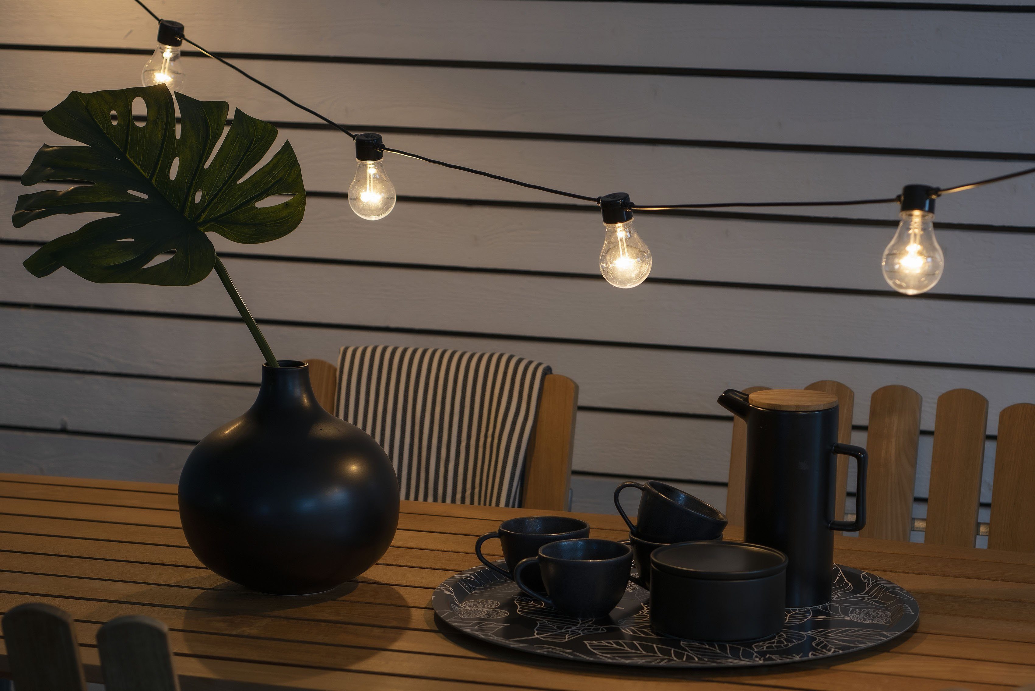 KONSTSMIDE Led-lichtsnoer Kerstversiering buiten Led biertuinverlichting, 10 heldere lampen / 80 amberkleurige dioden (1 stuk)