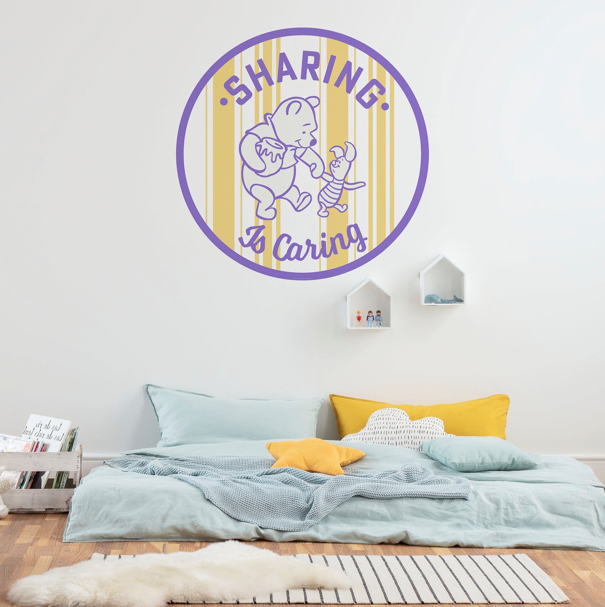 Komar Wandfolie Zelfklevend vlies - Winnie the Pooh Sharing - afm. 125 x 125 cm (1 stuk)