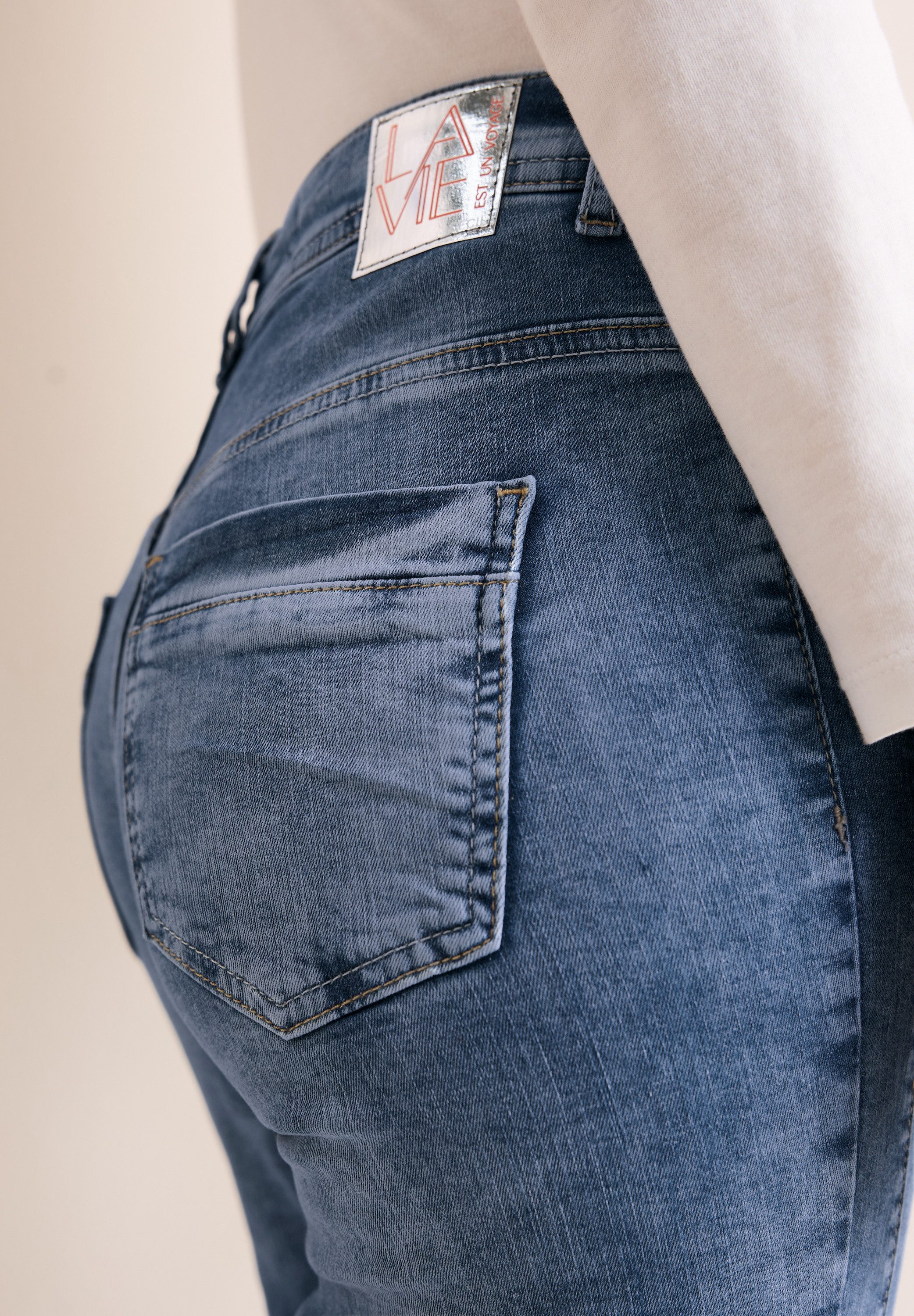 Cecil Regular fit jeans Stijl Scarlett in lichtblauwe wassing