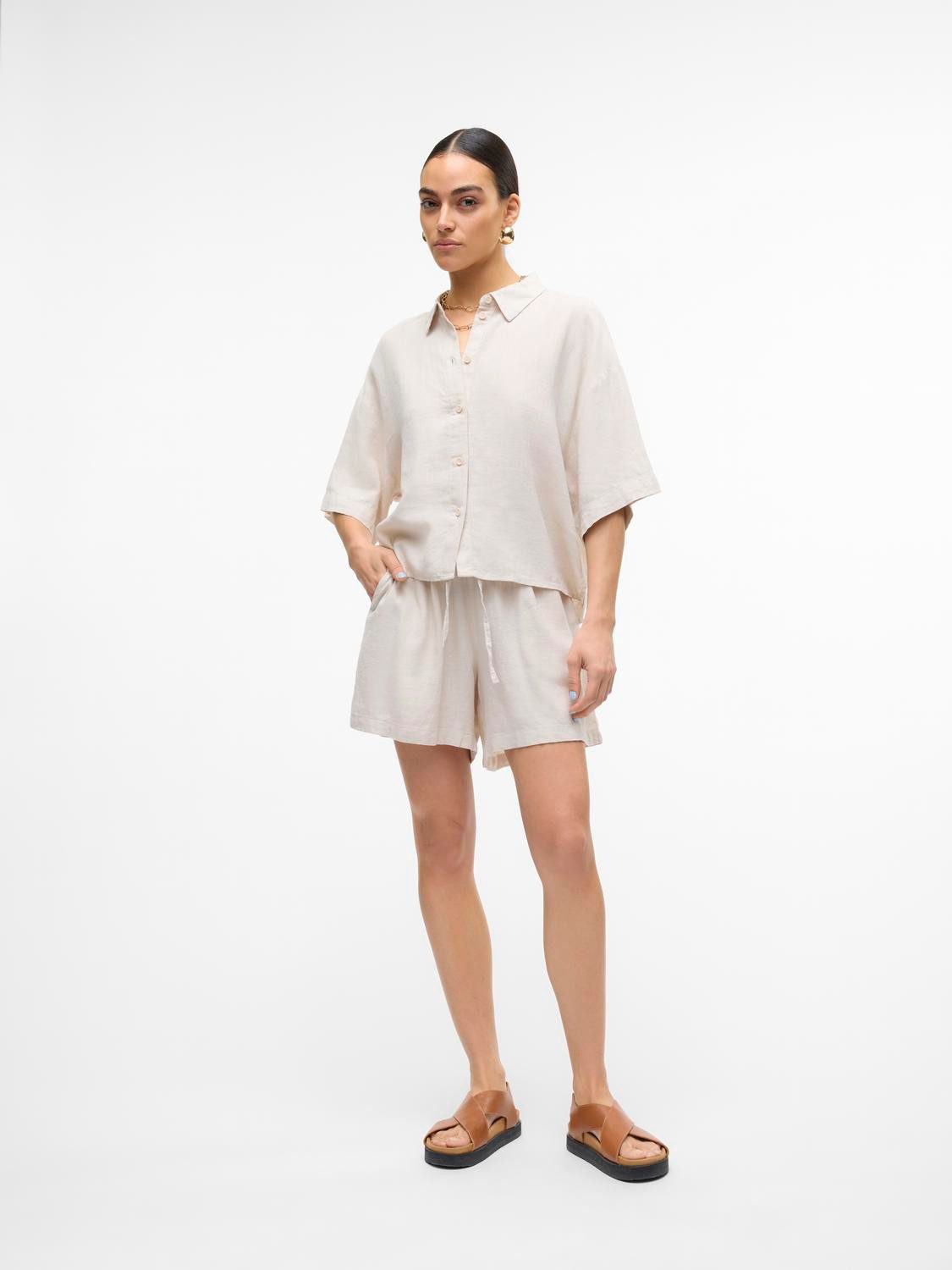Vero Moda Short VMLINN LINEN SHORTS WVN NOOS