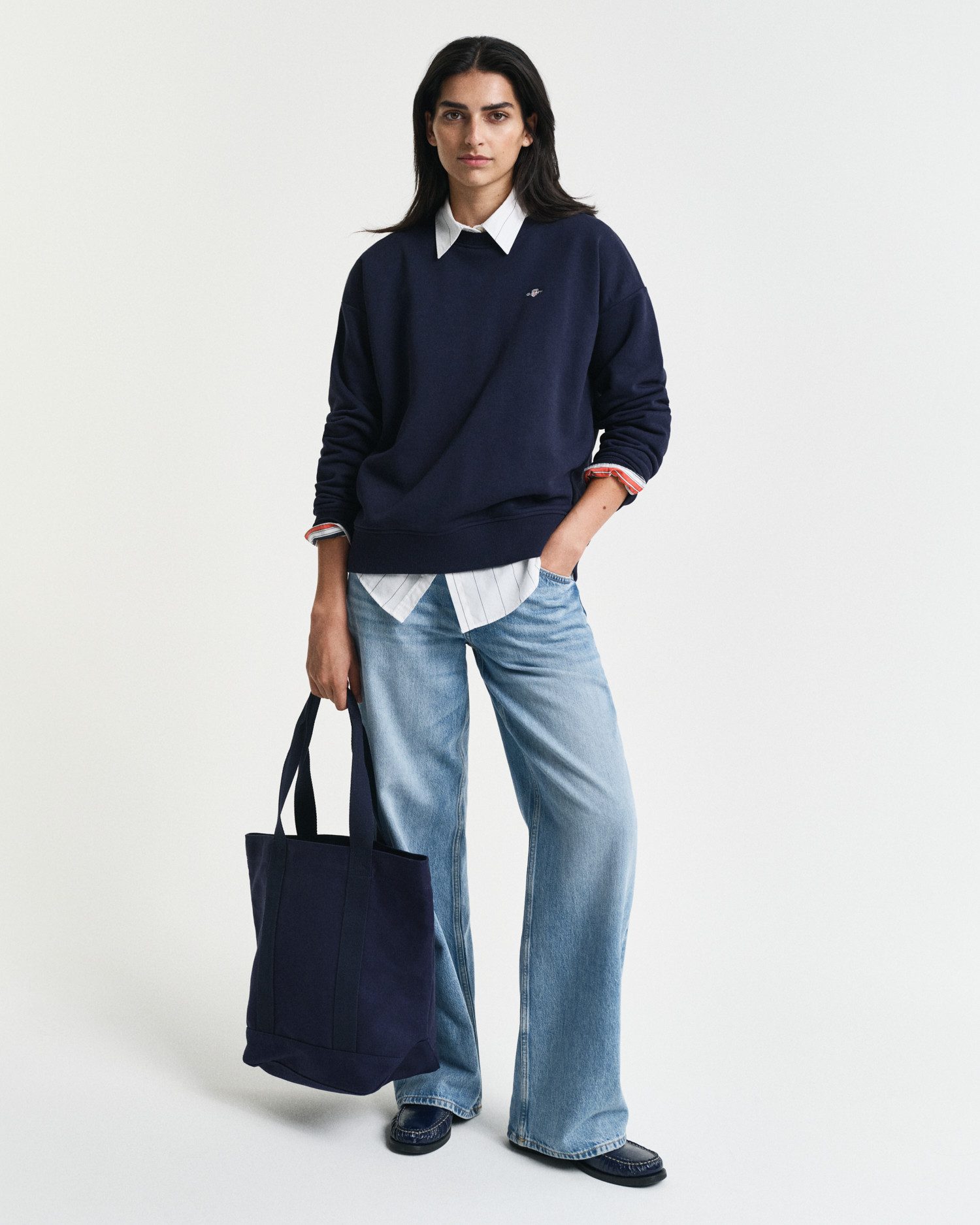 Gant Sweatshirt SHIELD C-NECK SWEAT Grafische GANT-borduursel op de borst